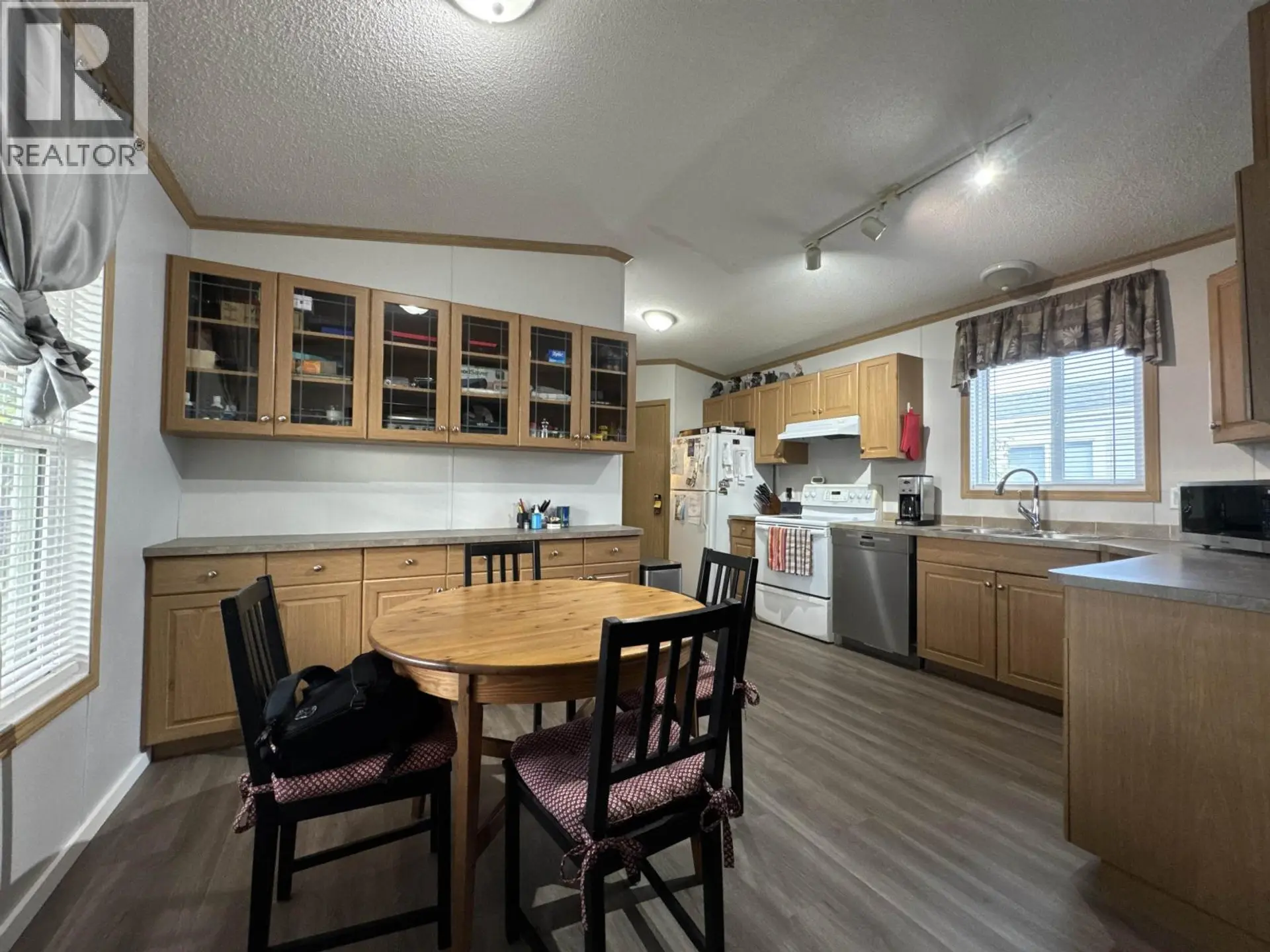 10495 102 STREET - Image 3