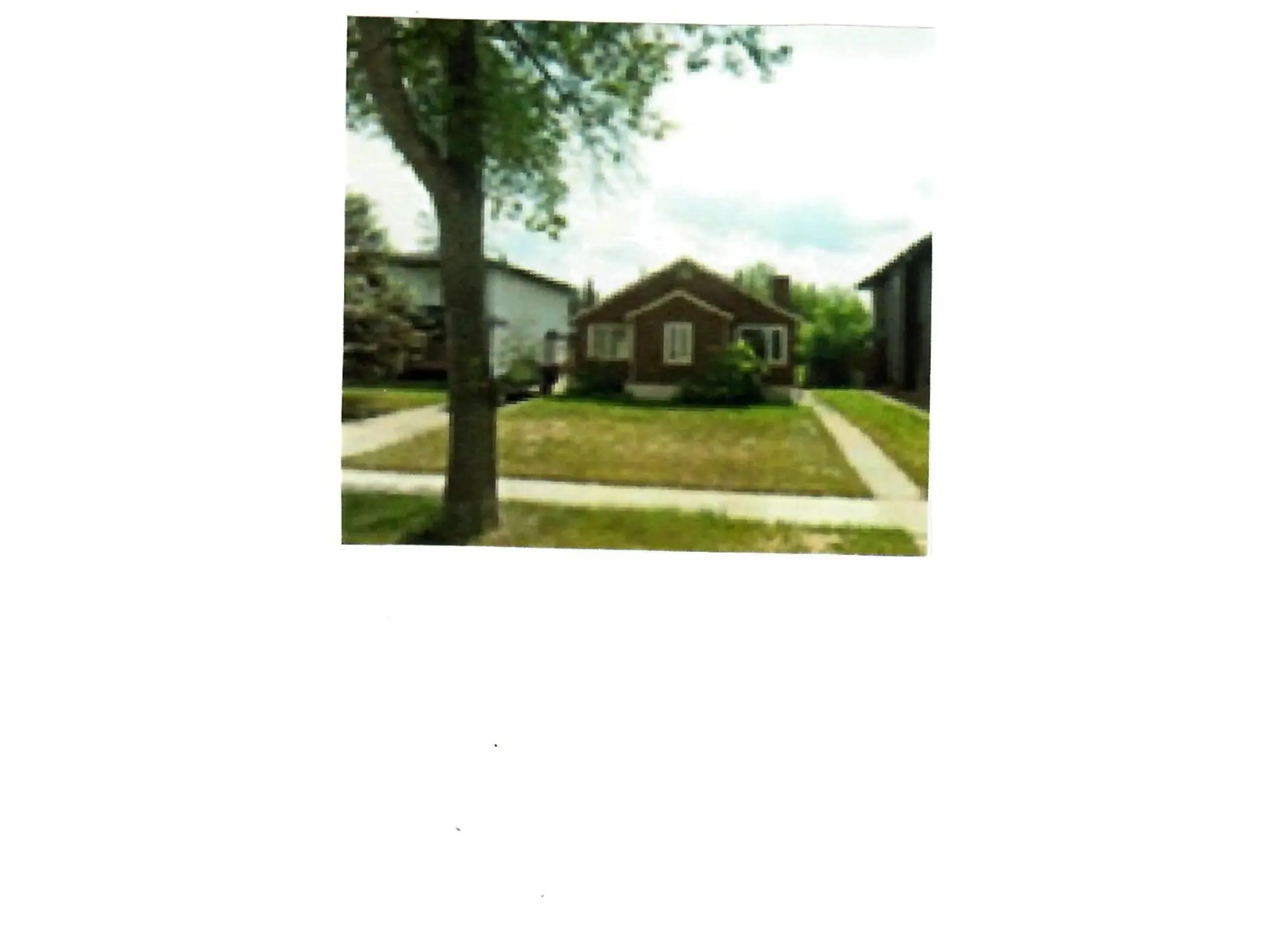 9143 78 AV NW