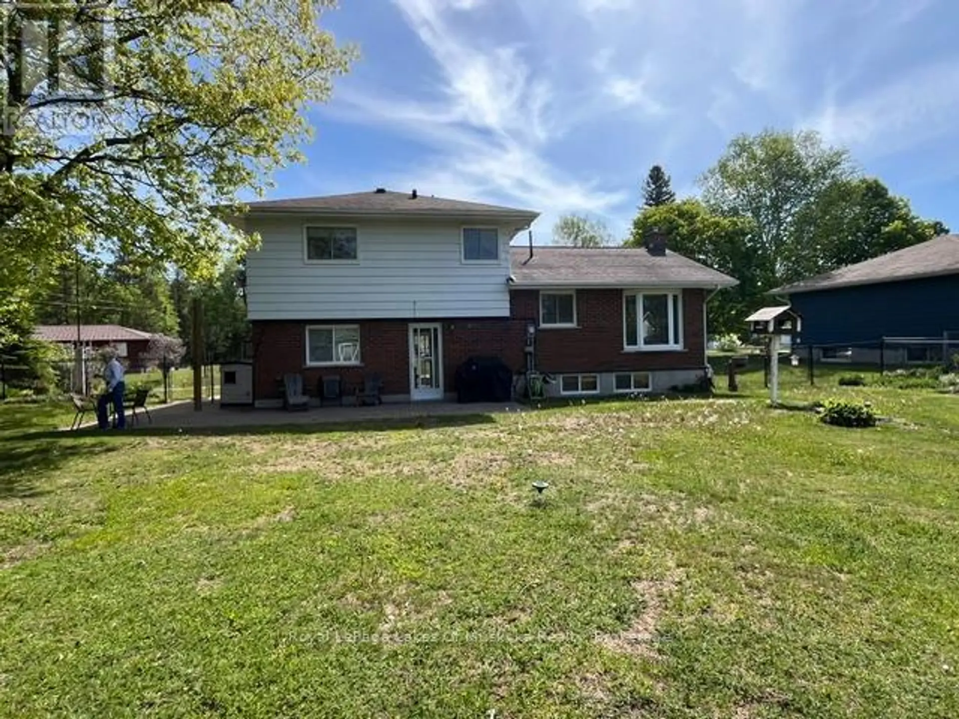25 FITZ AVENUE - Image 2