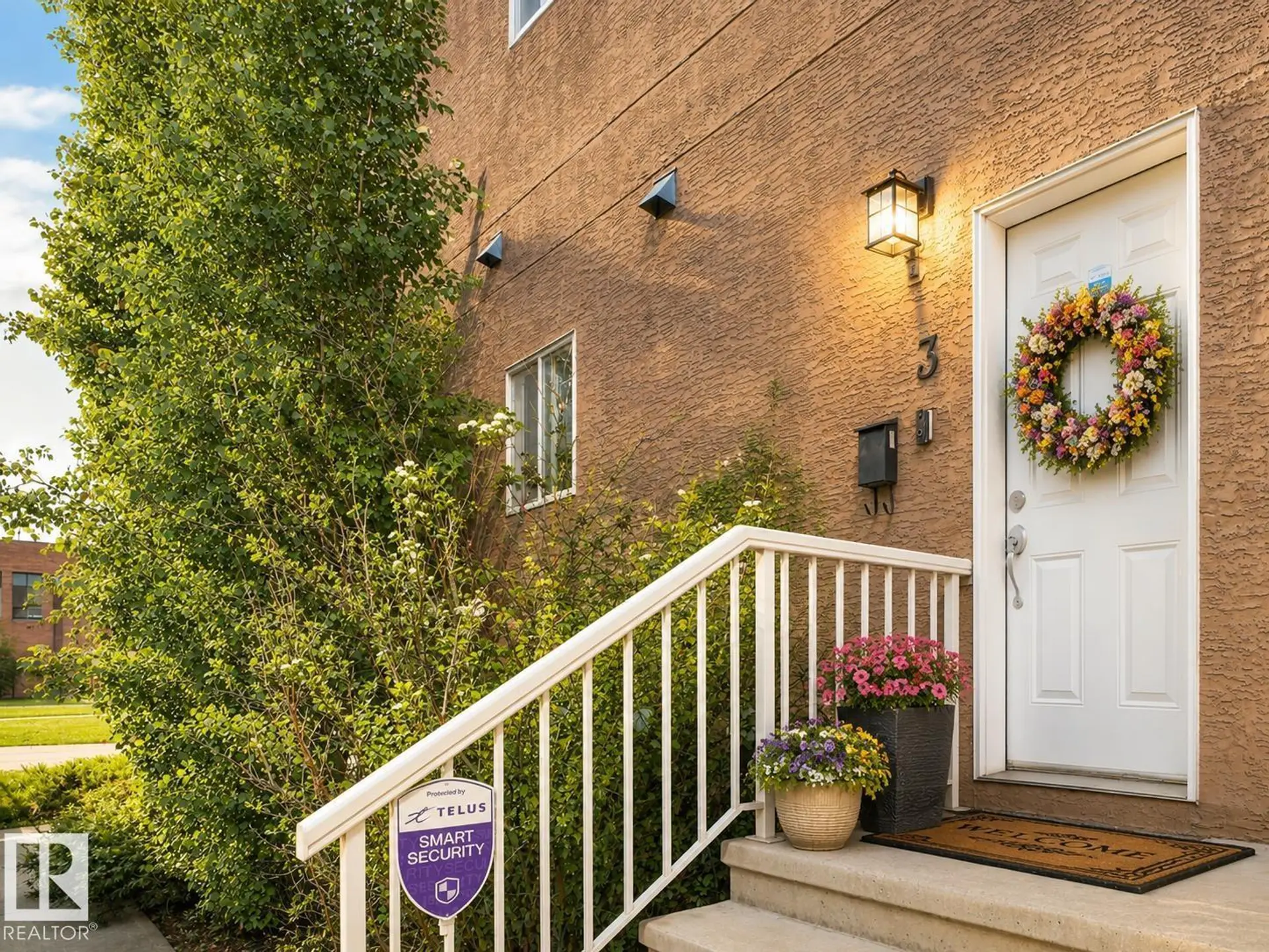 #3 11811 106 ST NW - Image 1