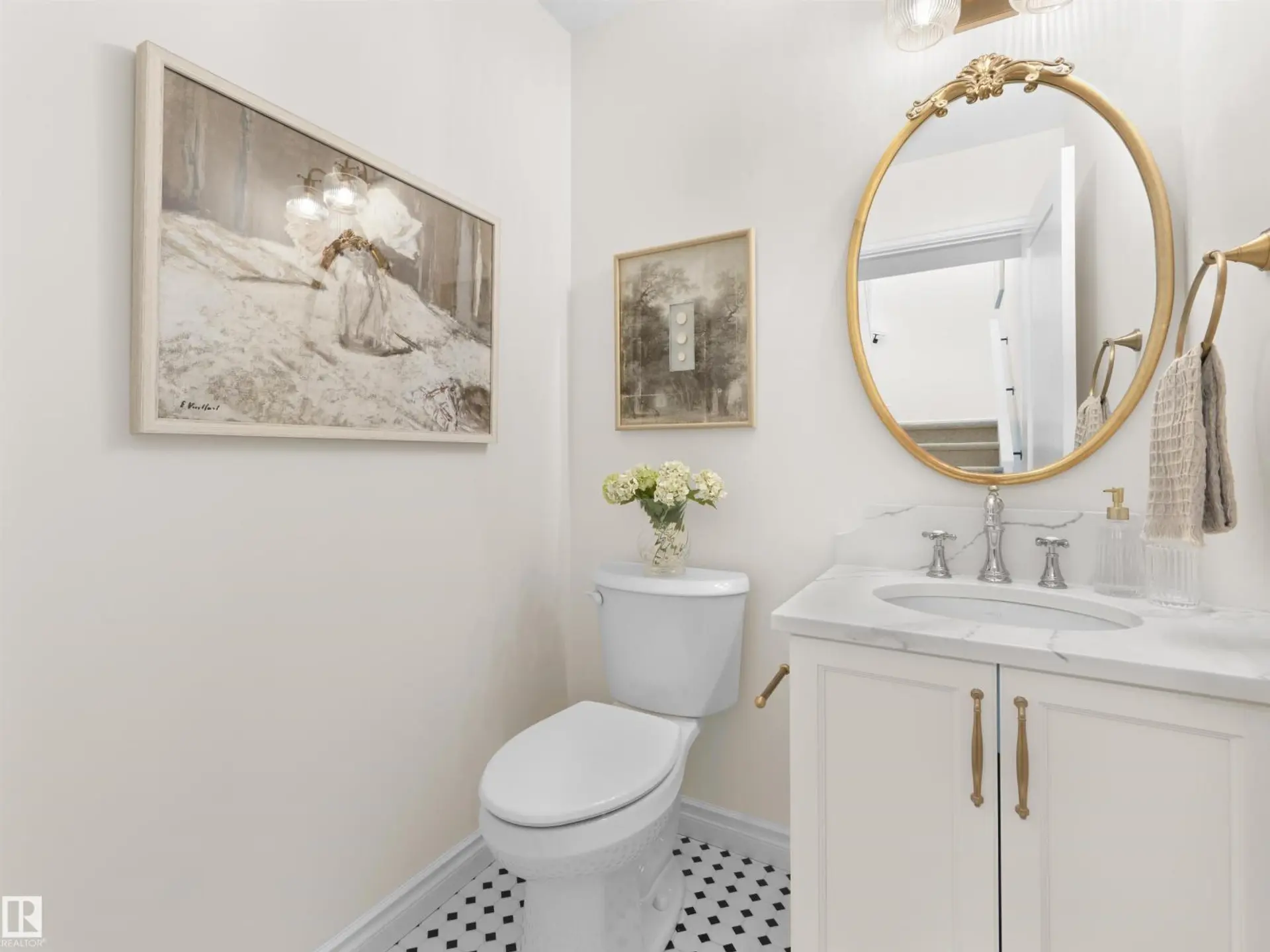 #47 4004 Savaryn DR SW - Image 8