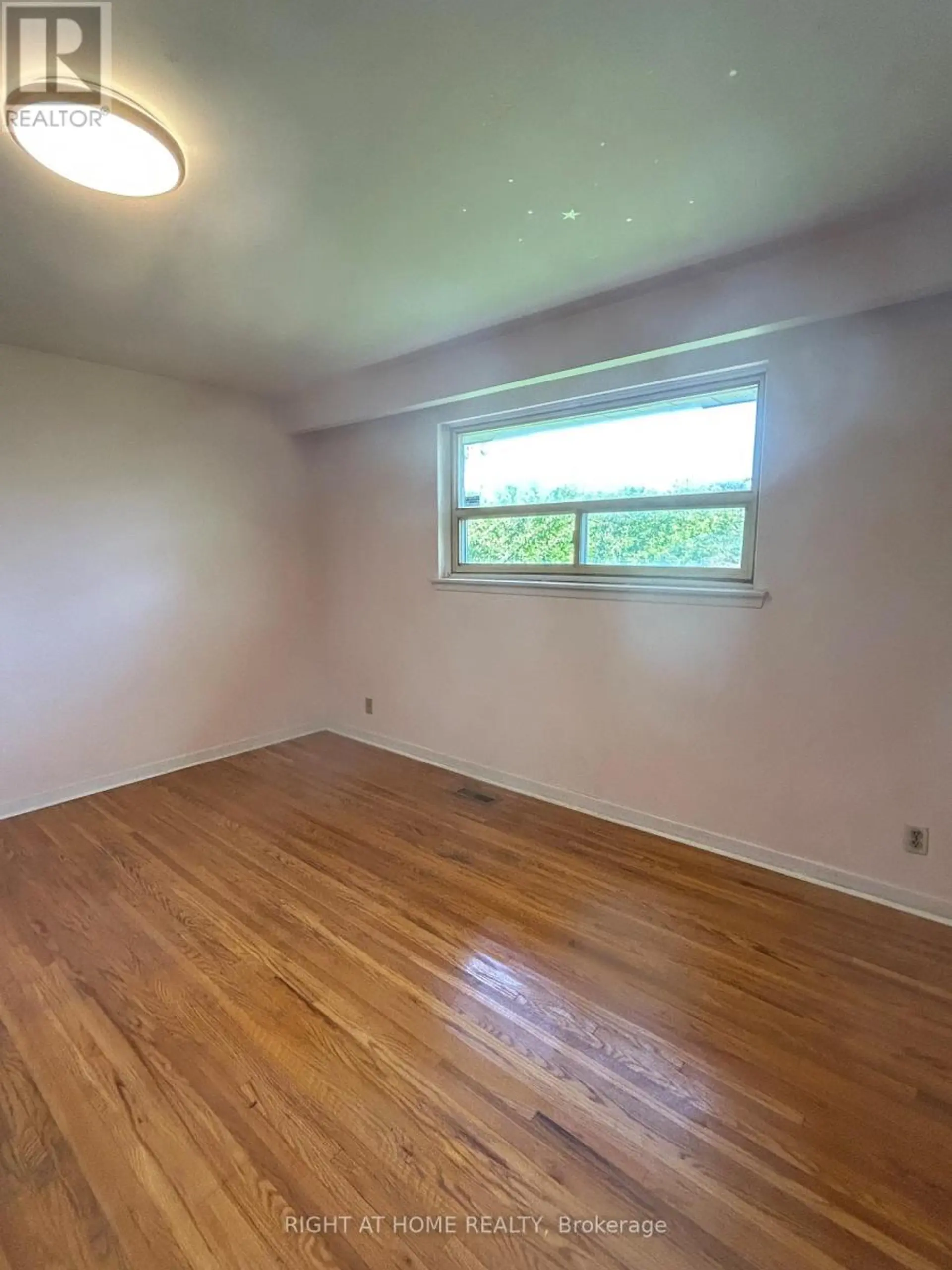 1010 BLOOR STREET - Image 6