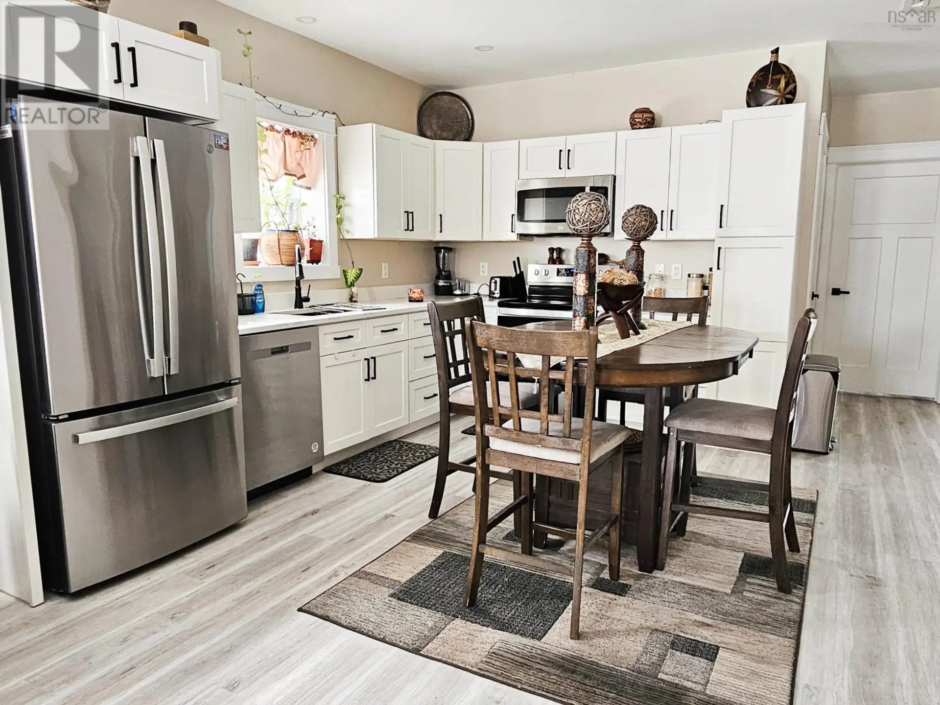 520 Truro Heights Road - Image 3