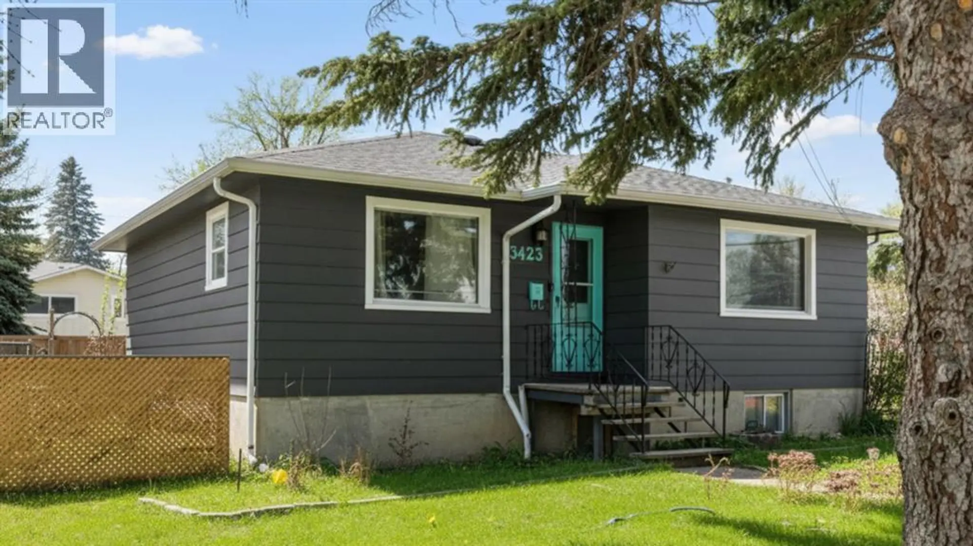 3423 1 Street NE - Image 1