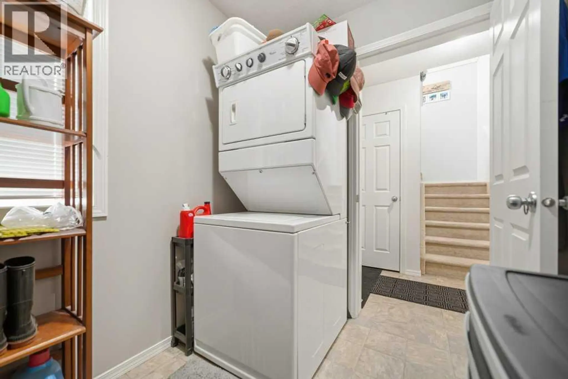 #6 109 Silkstone Road W - Image 12