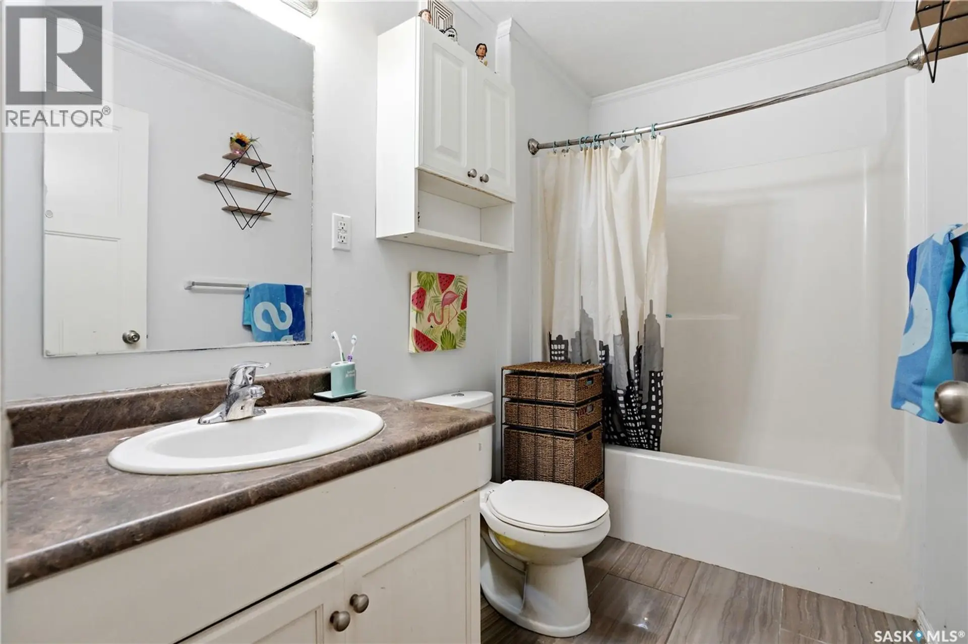 #705 1022 Hampton CIRCLE - Image 13