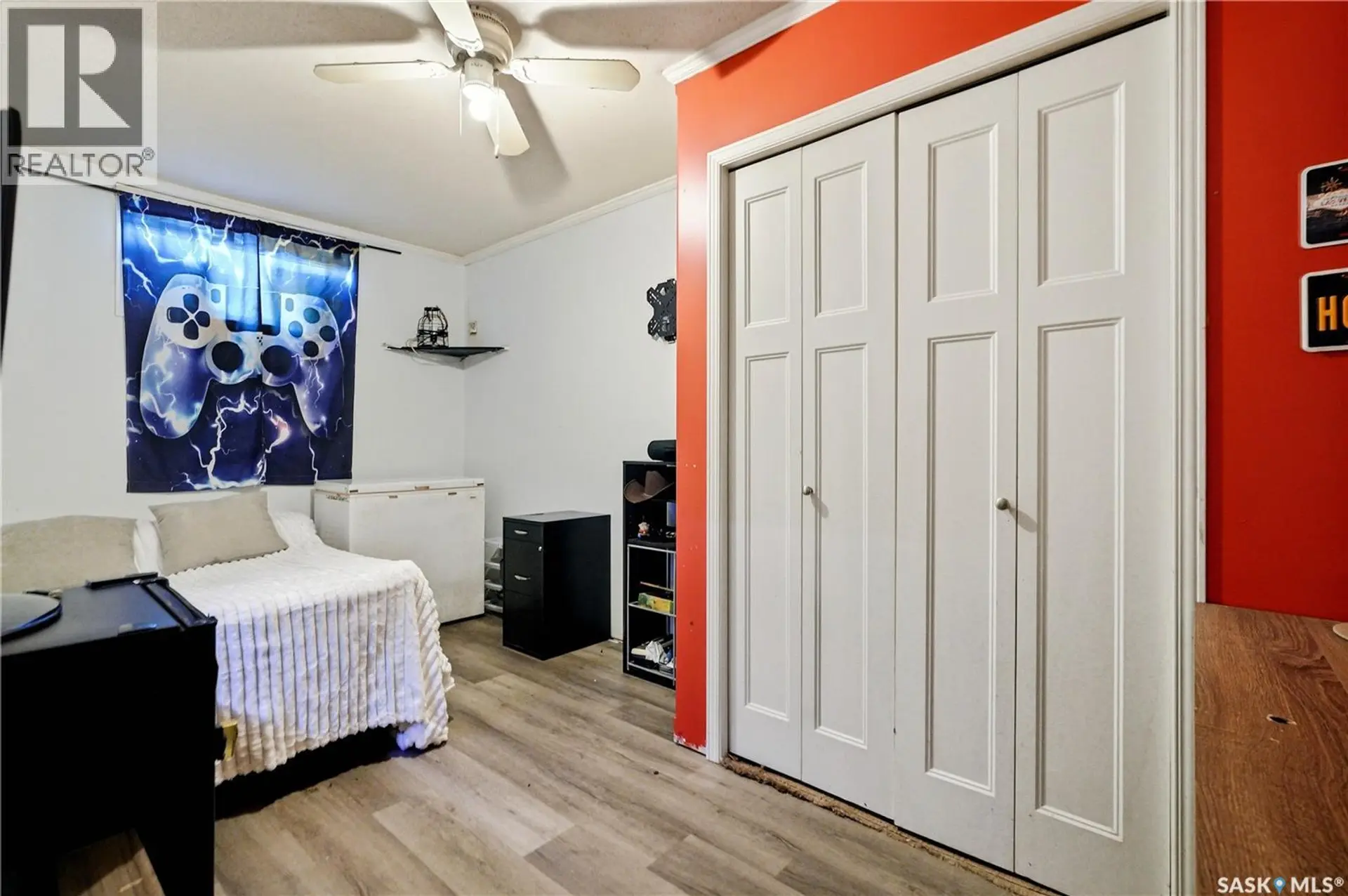 #705 1022 Hampton CIRCLE - Image 14