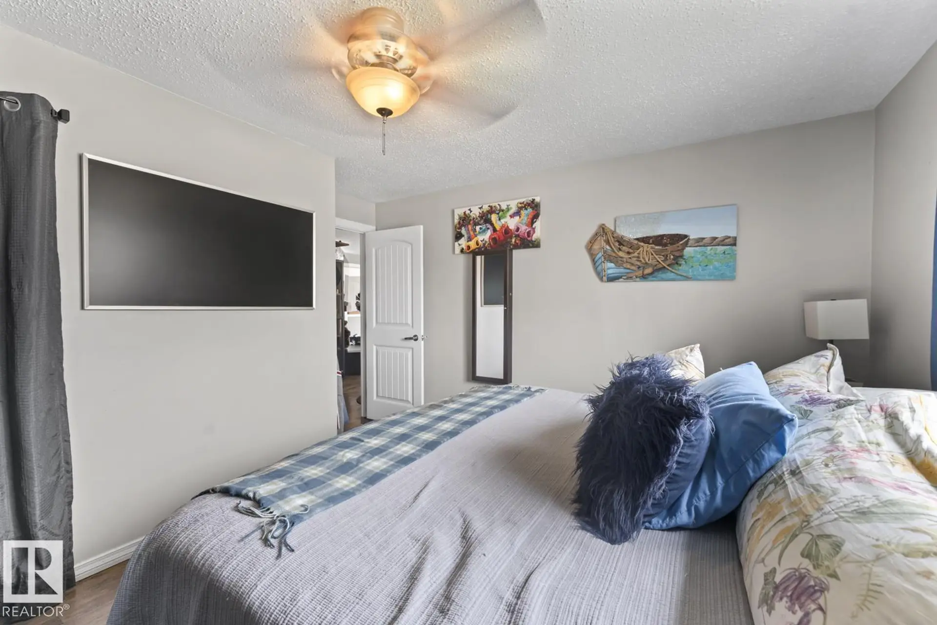 5709 51 AV - Image 13