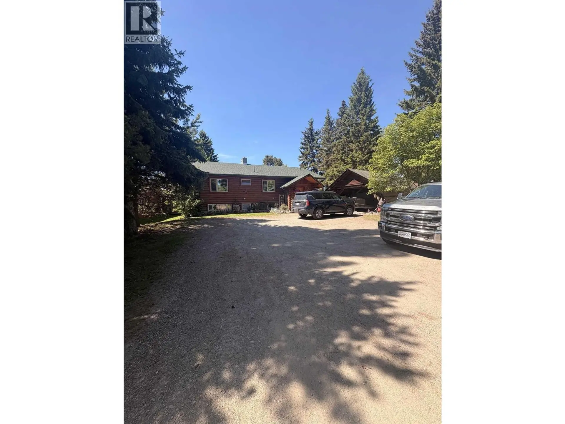 330 REID DRIVE - Image 1