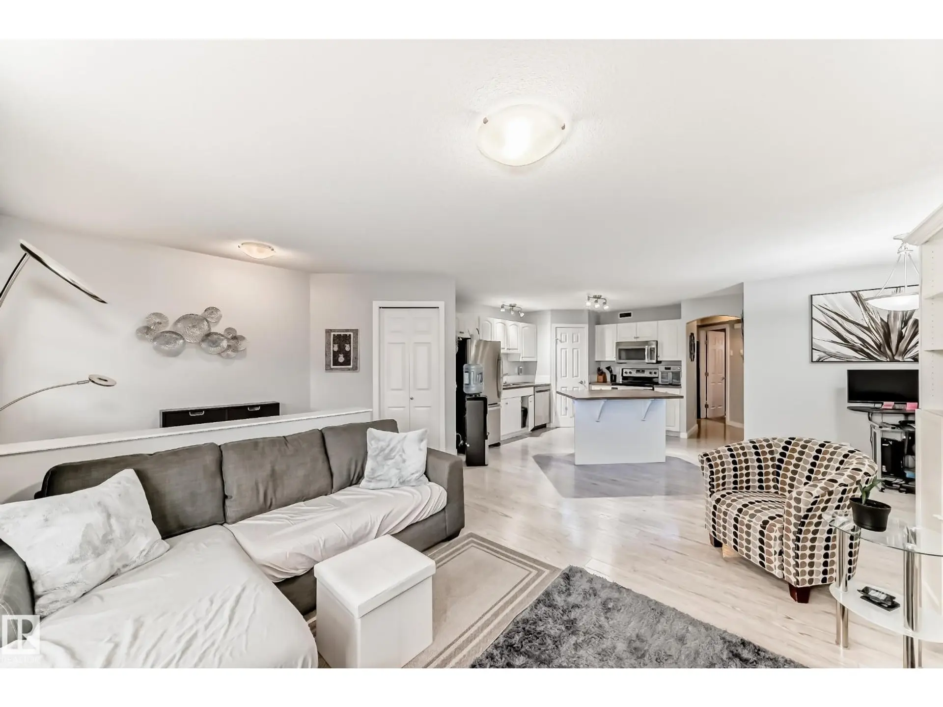 #53 150 EDWARDS DR SW - Image 11