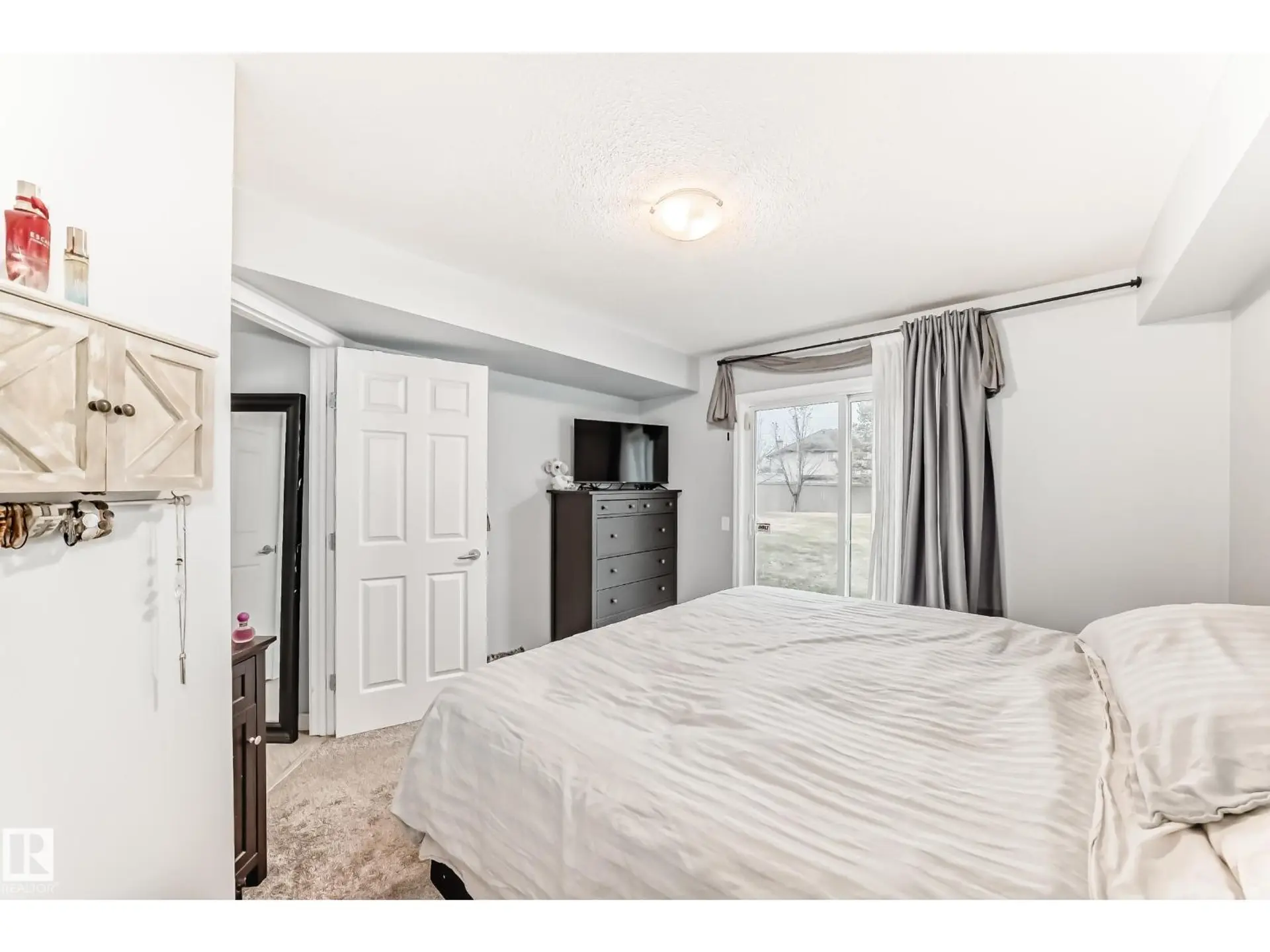#53 150 EDWARDS DR SW - Image 16
