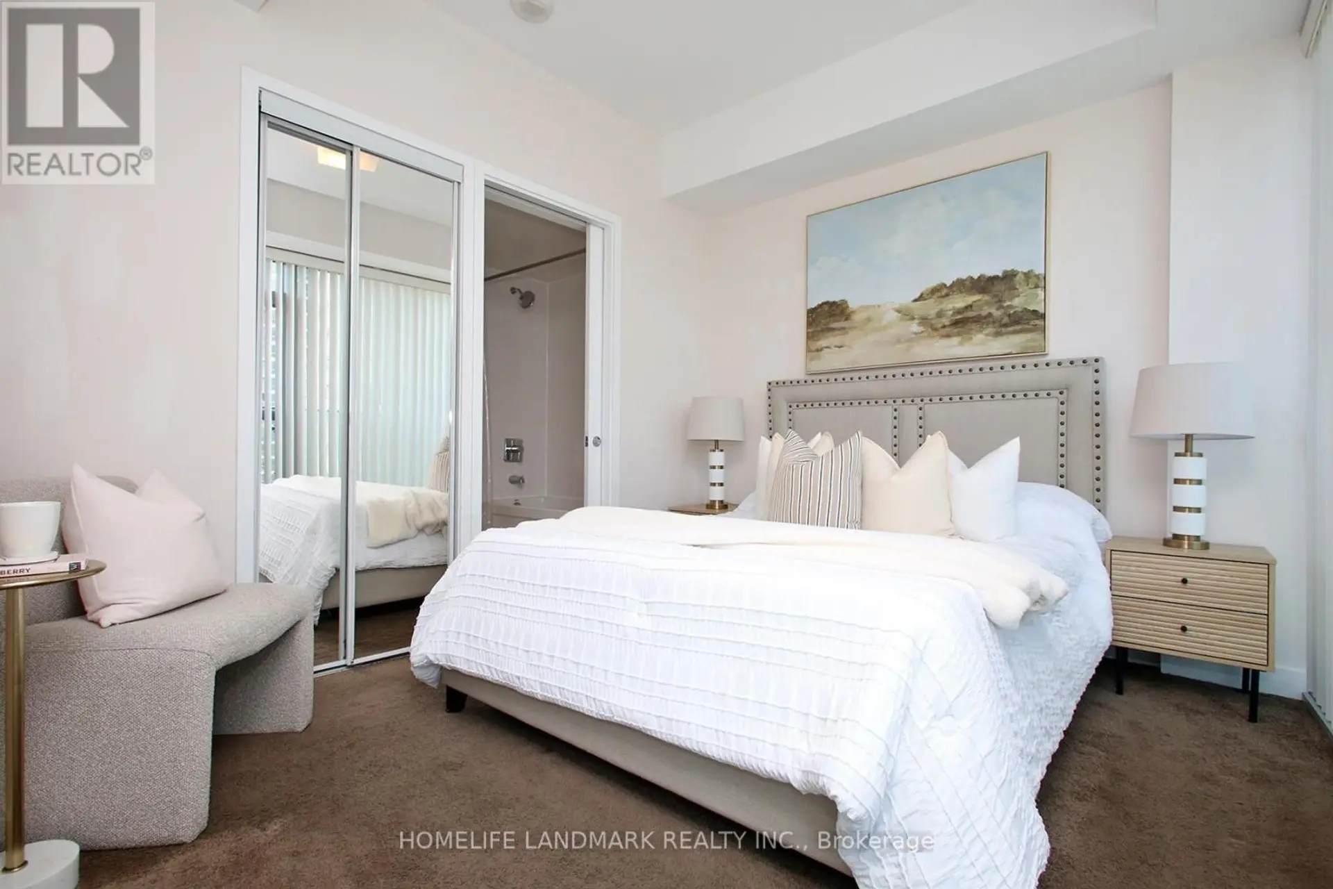 #1504 12 YORK STREET - Image 12