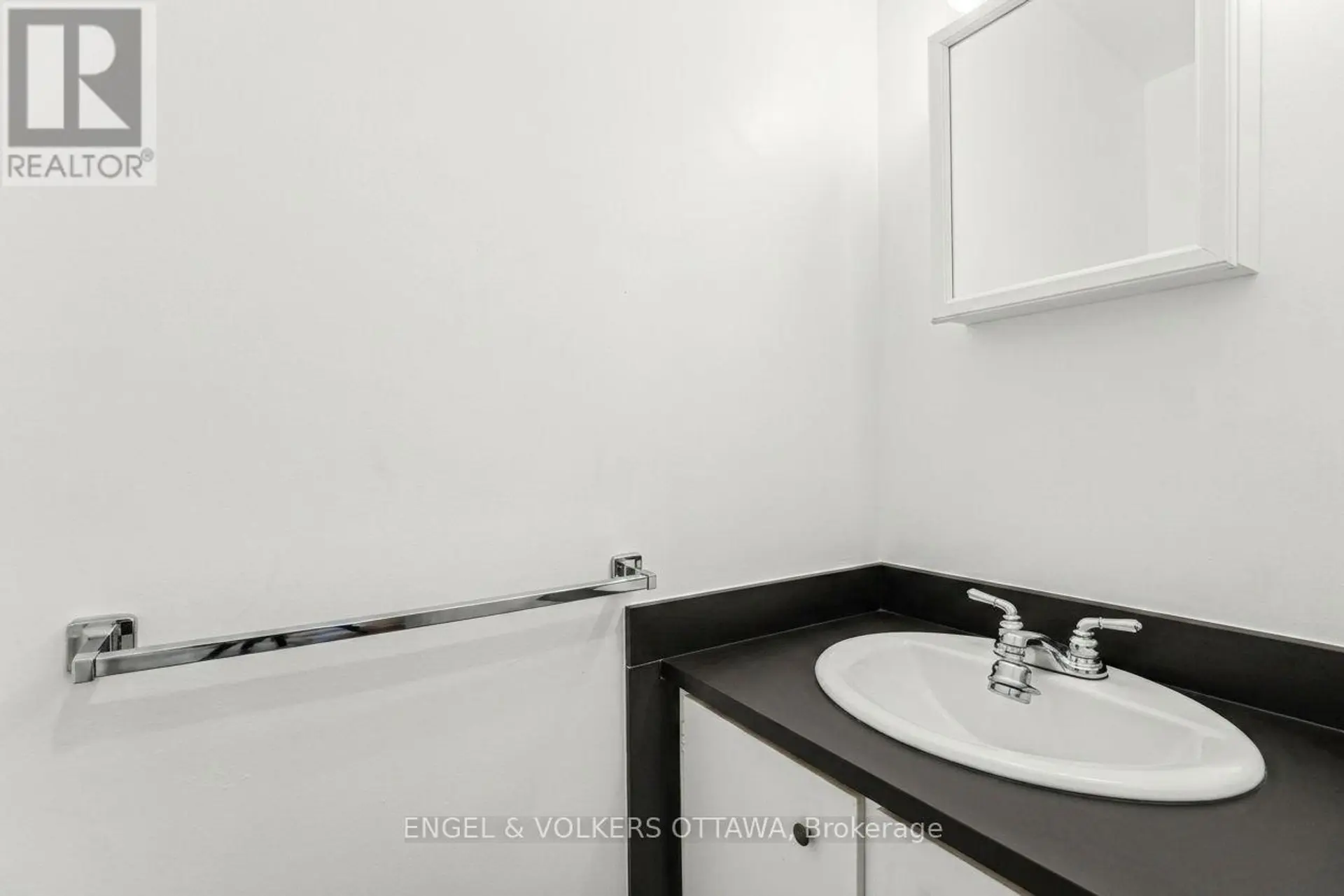 4557 DORA CRESCENT - Image 9