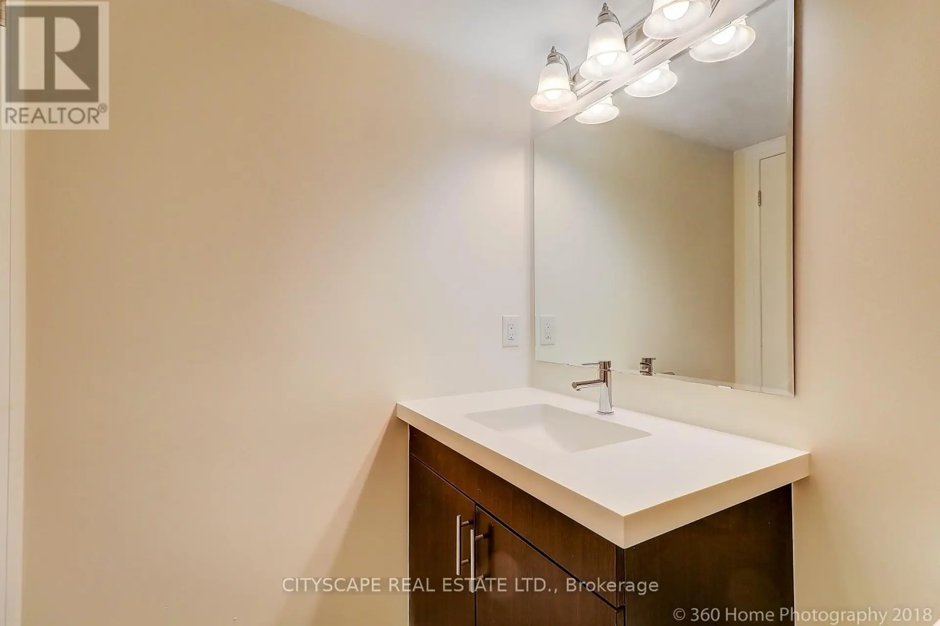 #4 142 WILLIAM DUNCAN ROAD - Image 12