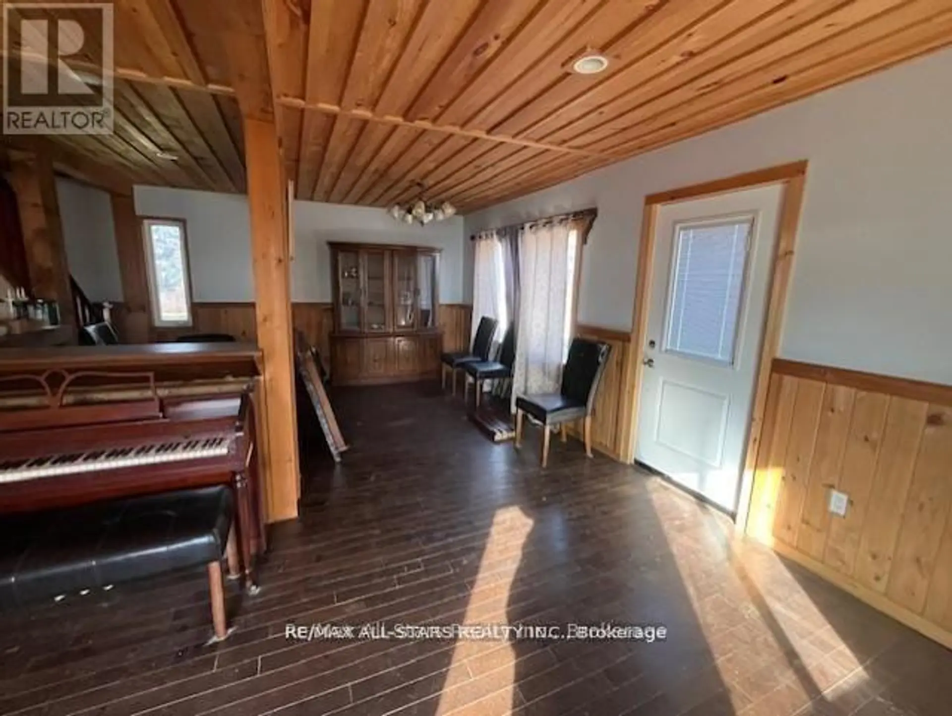 211 BURNT RIVER ROAD - Image 9