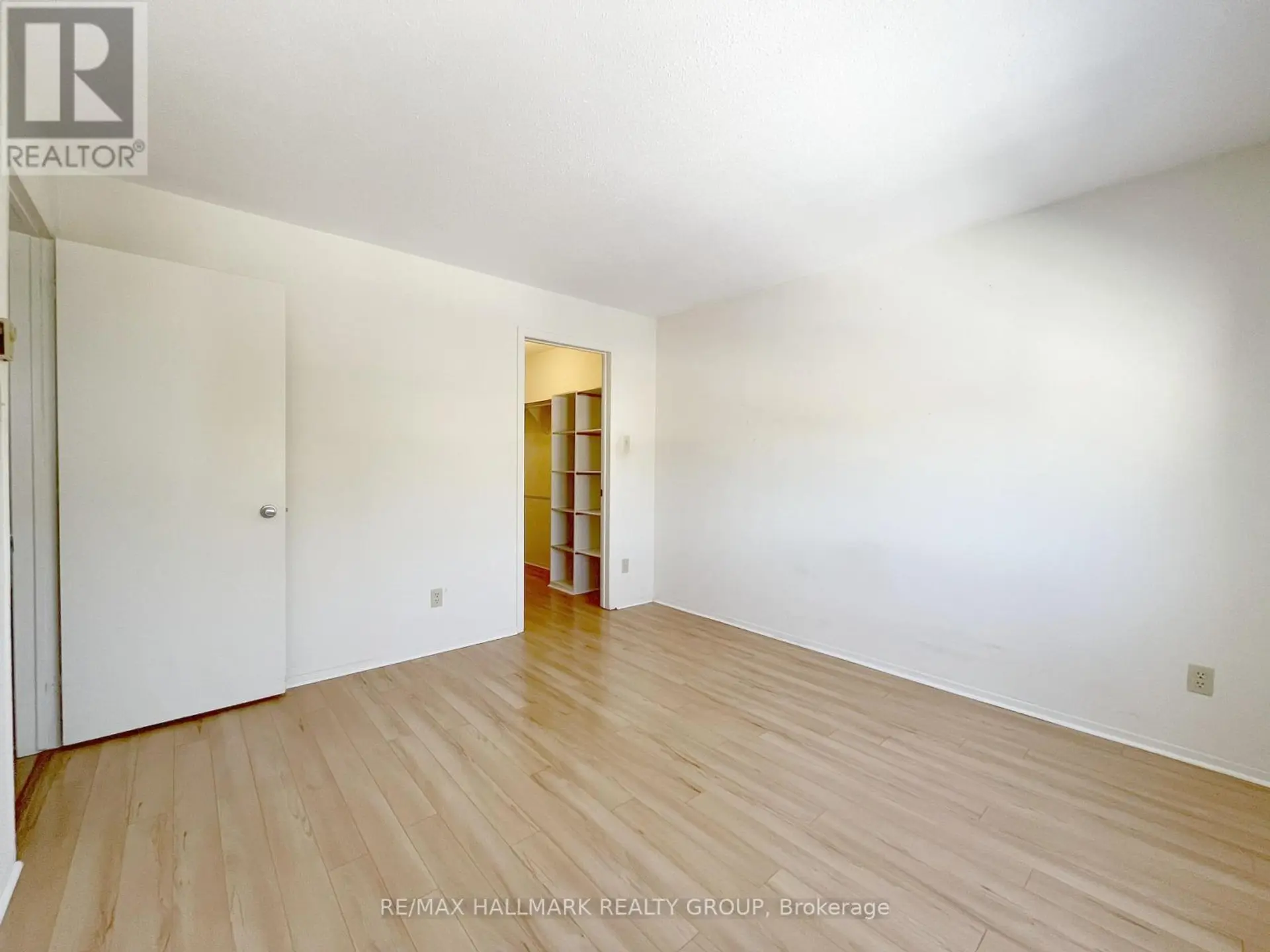 #310 214 VIEWMOUNT DRIVE - Image 10