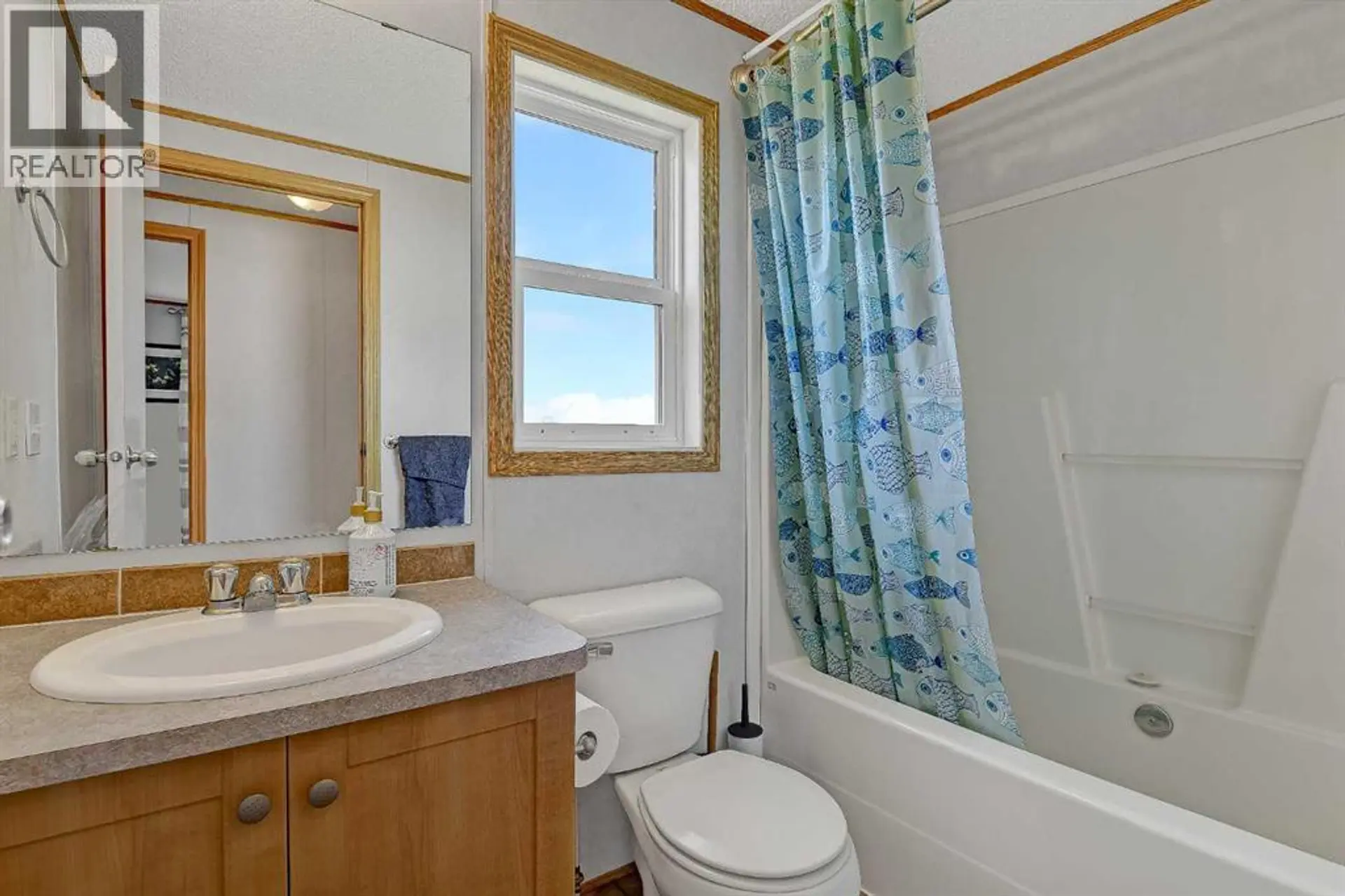 9021 85 Avenue - Image 17