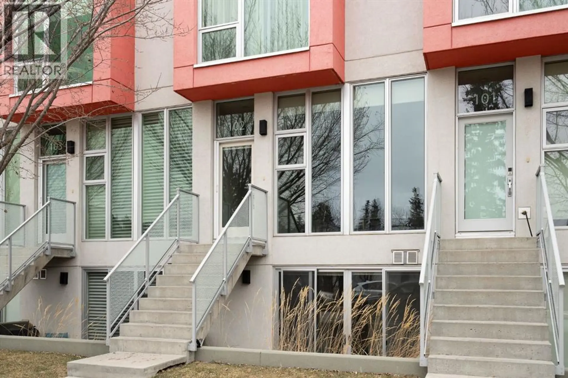 #102 1808 27 Avenue SW - Image 1