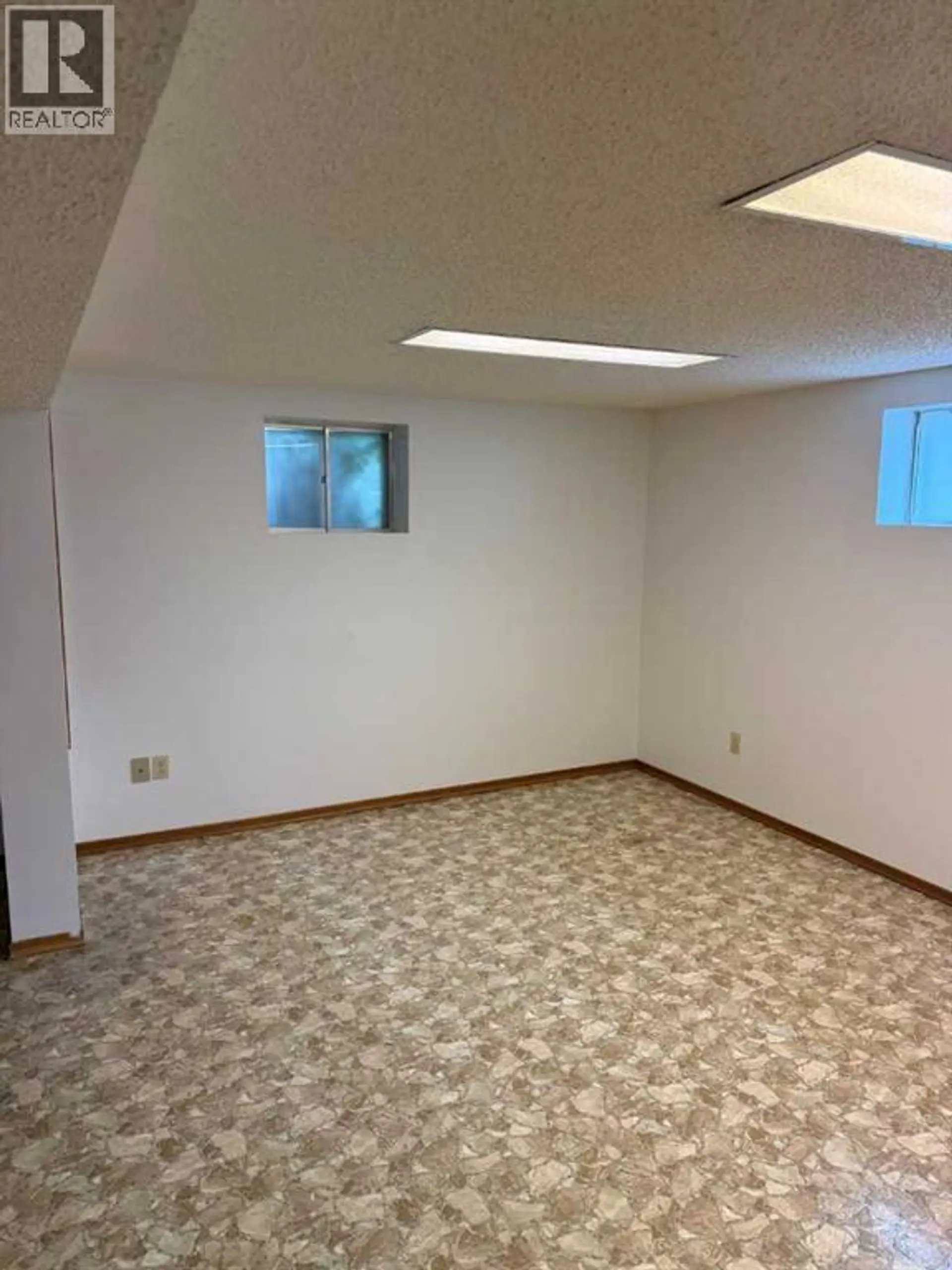 46 2 Street NW - Image 14
