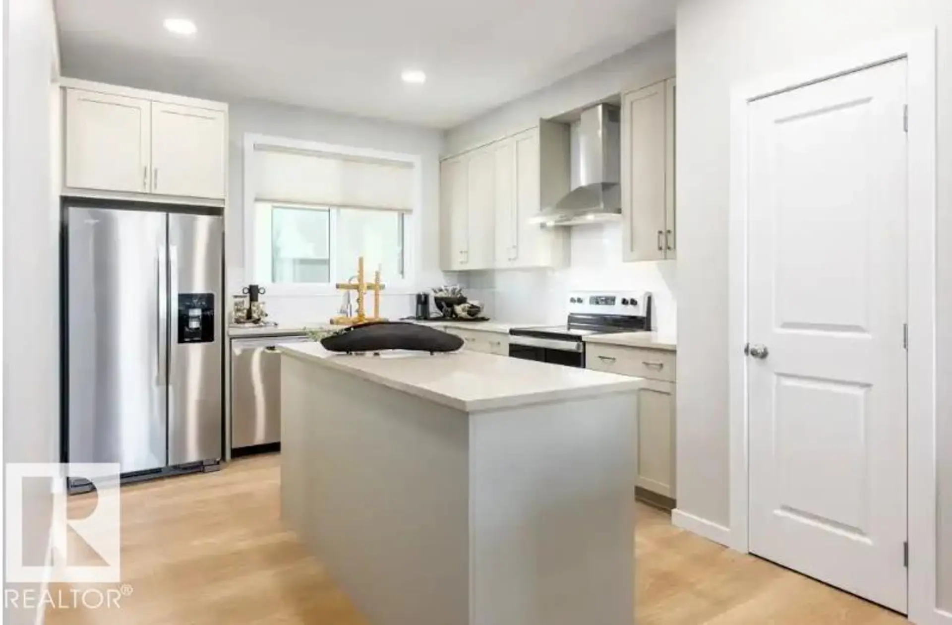 5607 Parc Reunis Way - Image 3
