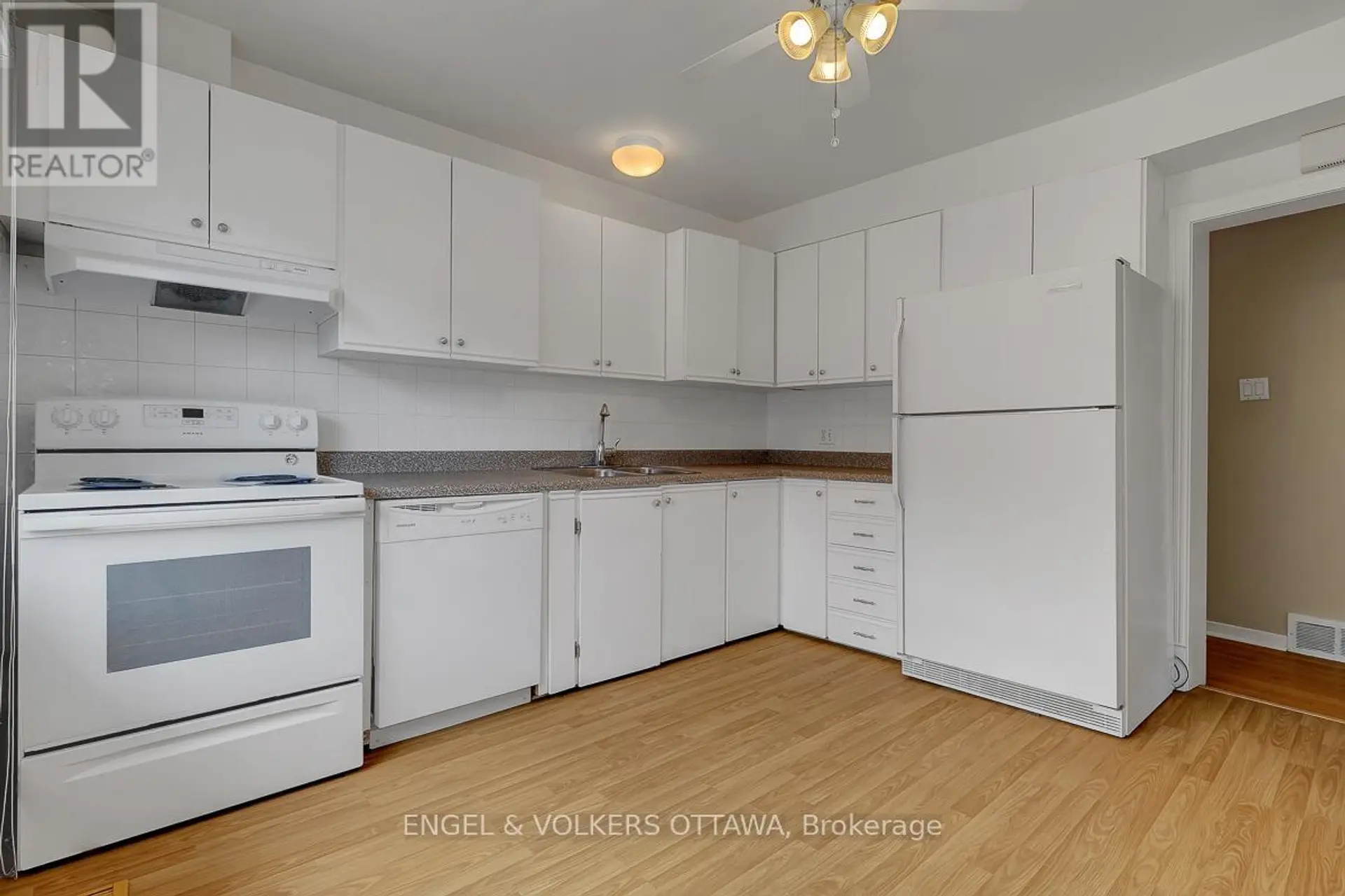 #B 765 SPRINGLAND DRIVE - Image 4