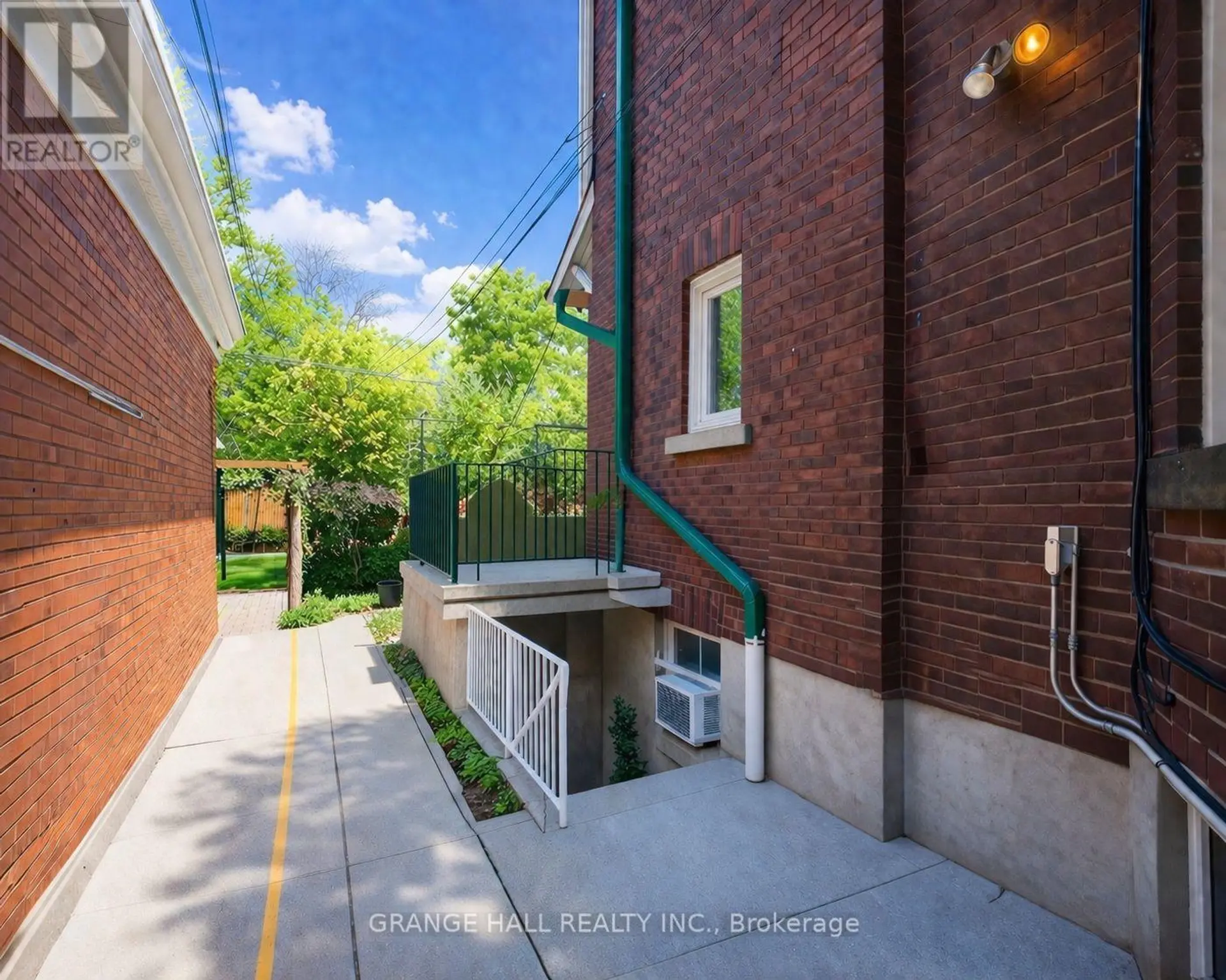 1544 KING STREET W - Image 13