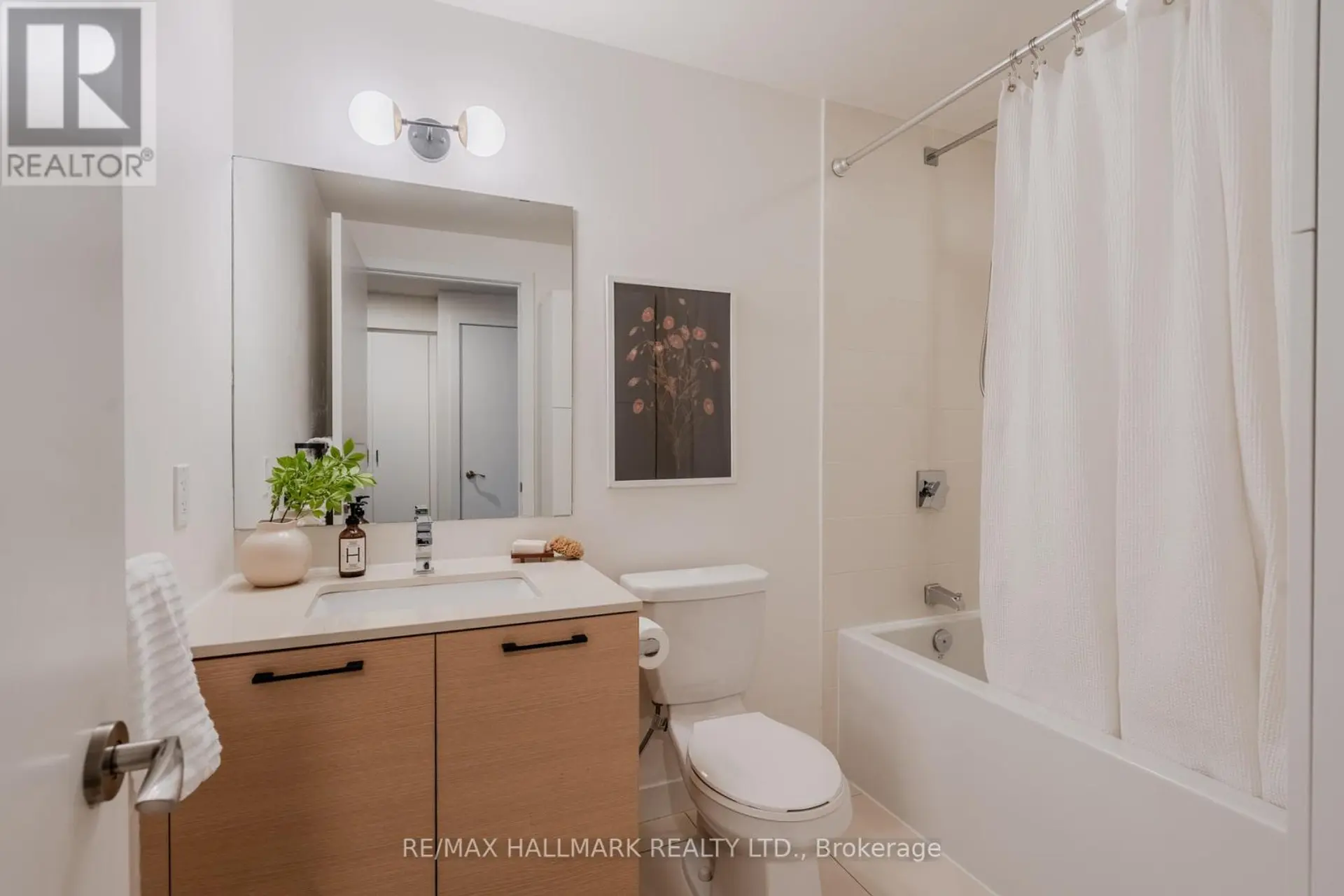 #201 60 HASLETT AVENUE - Image 13