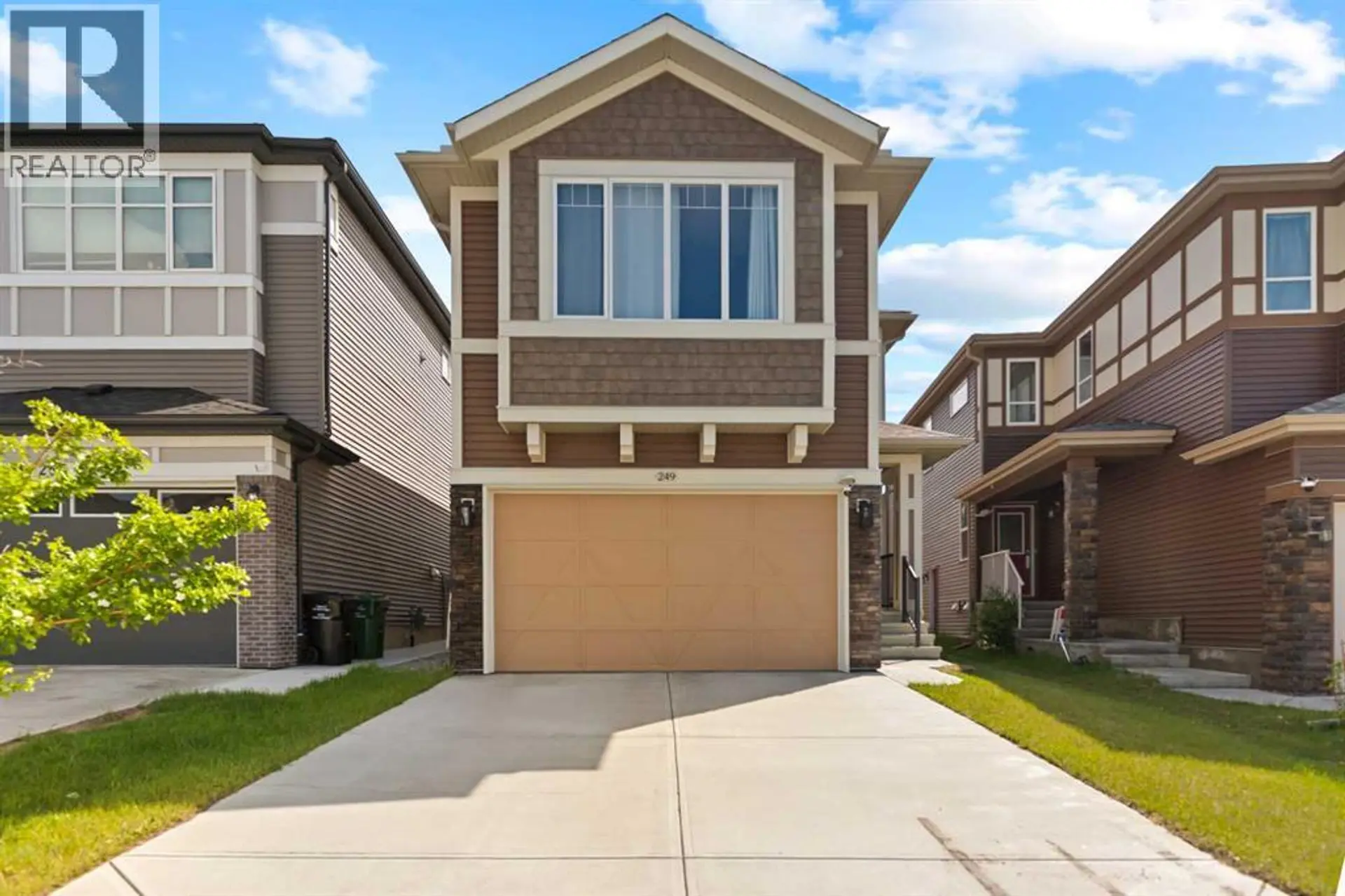 249 Lucas Crescent NW - Image 2