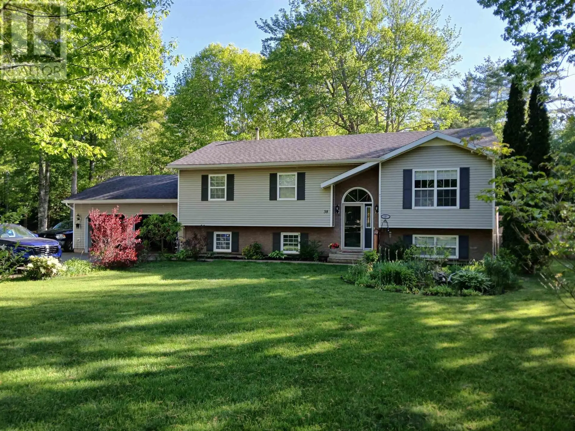 38 Robie Avenue - Image 1