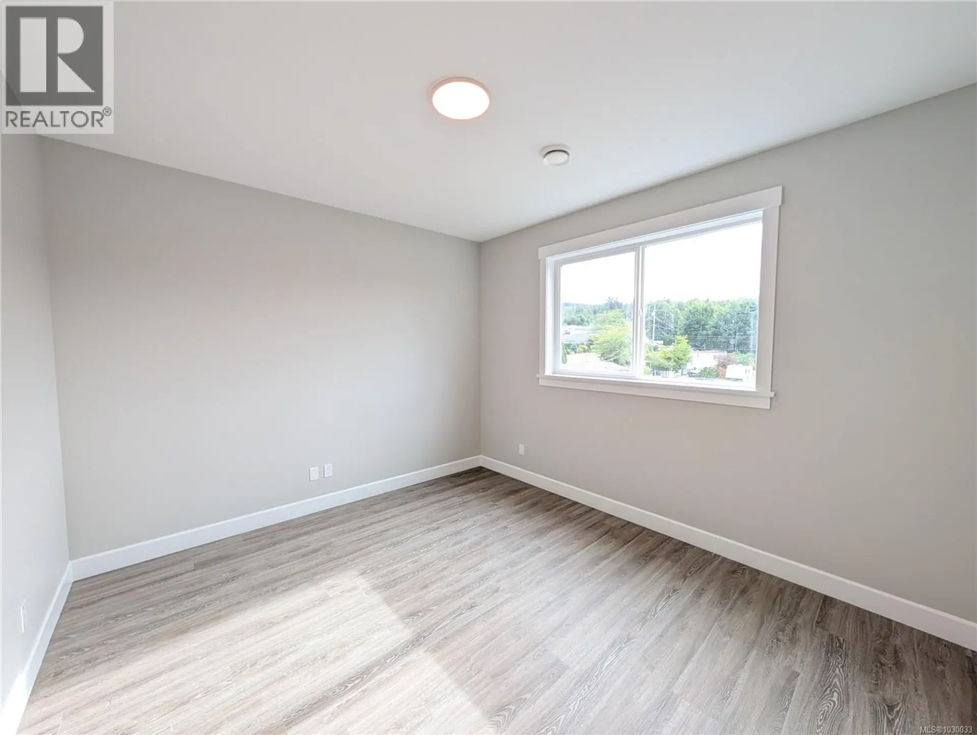 1342 Mckinley Rd - Image 17