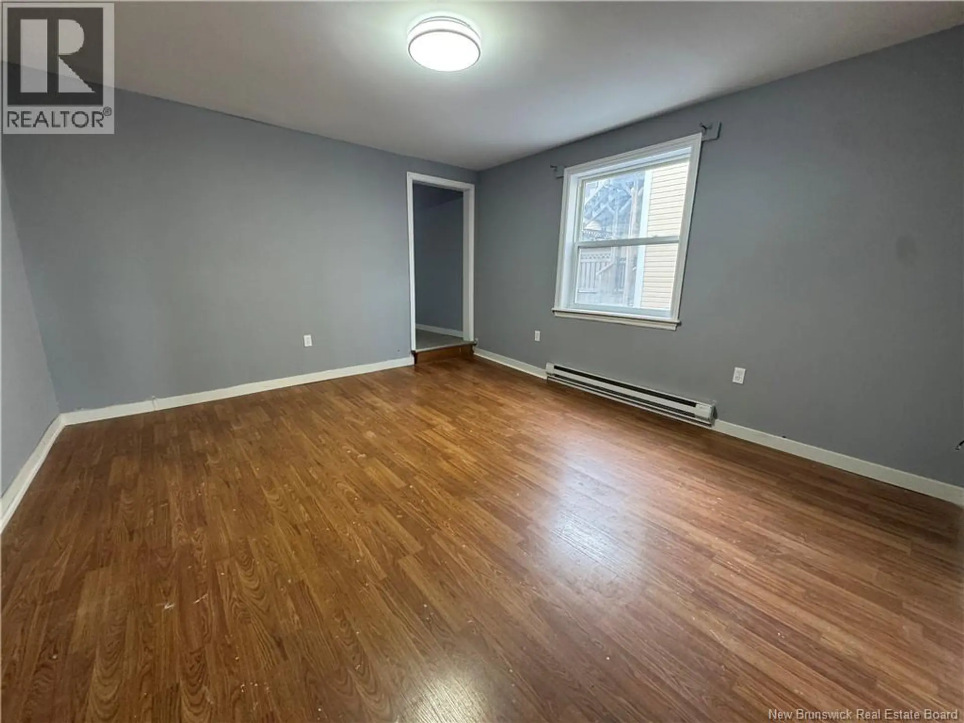 3 Exmouth Street - Image 2