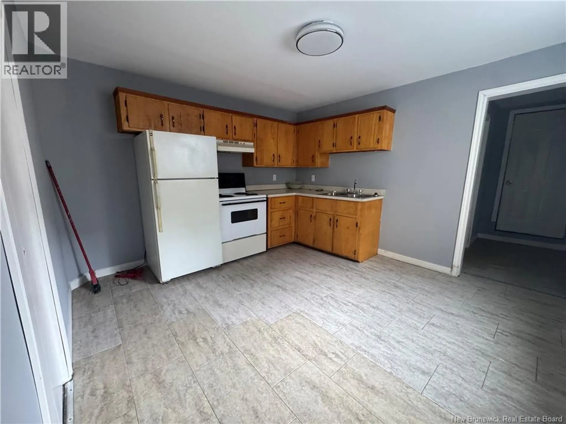 3 Exmouth Street - Image 3