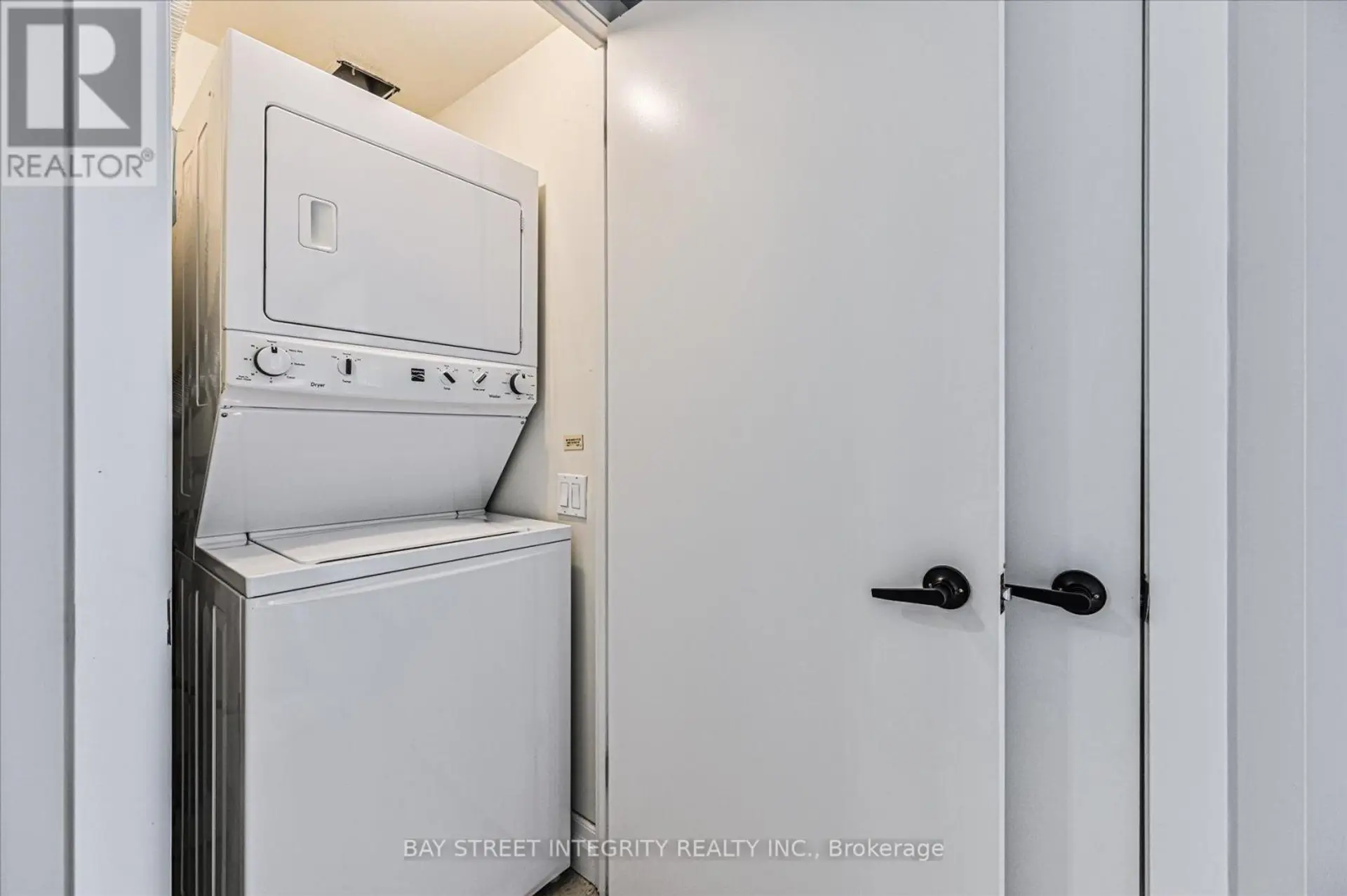 #512W 500 QUEENS QUAY W - Image 19