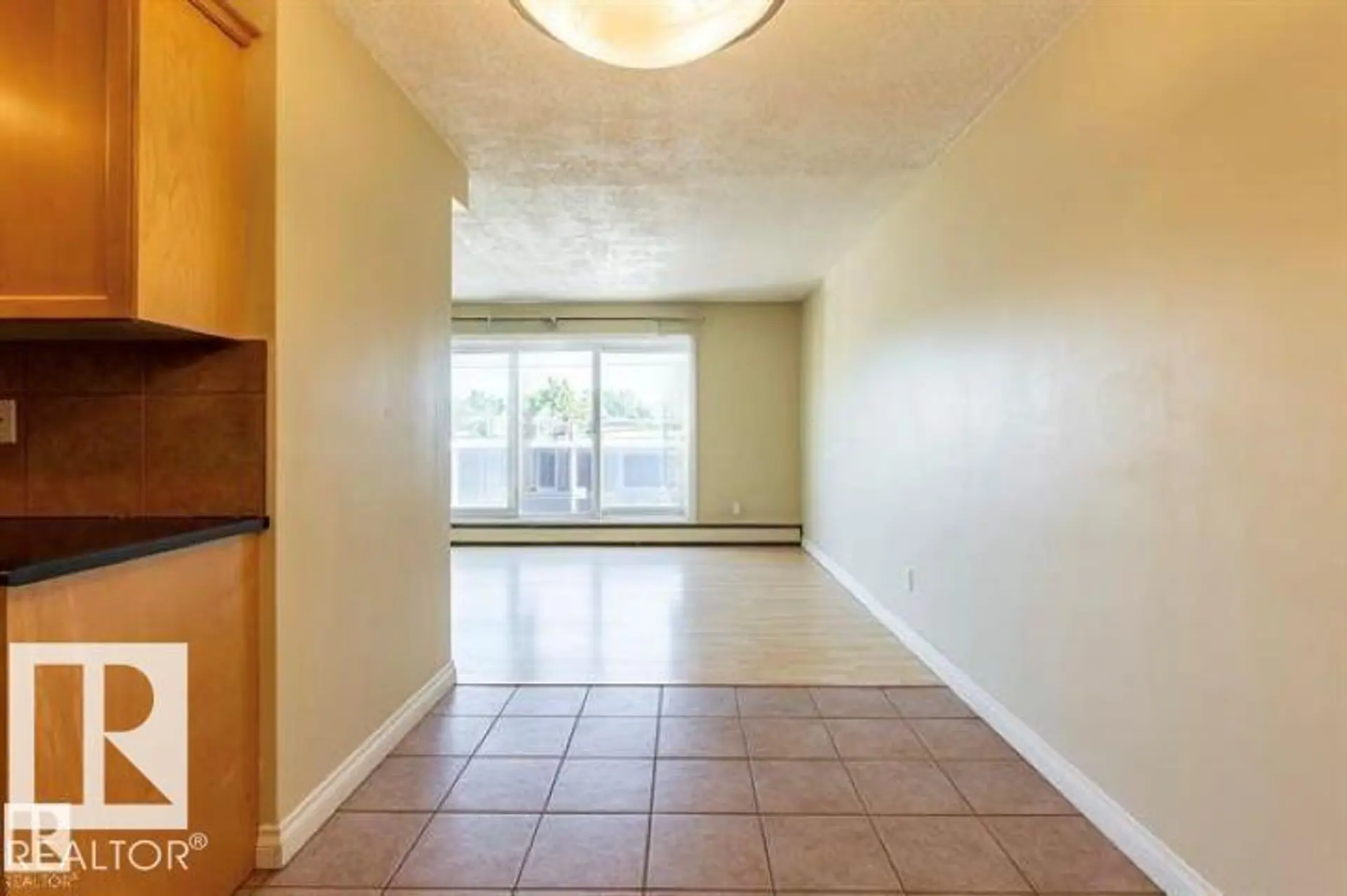 #307 8215 83 AV NW - Image 6
