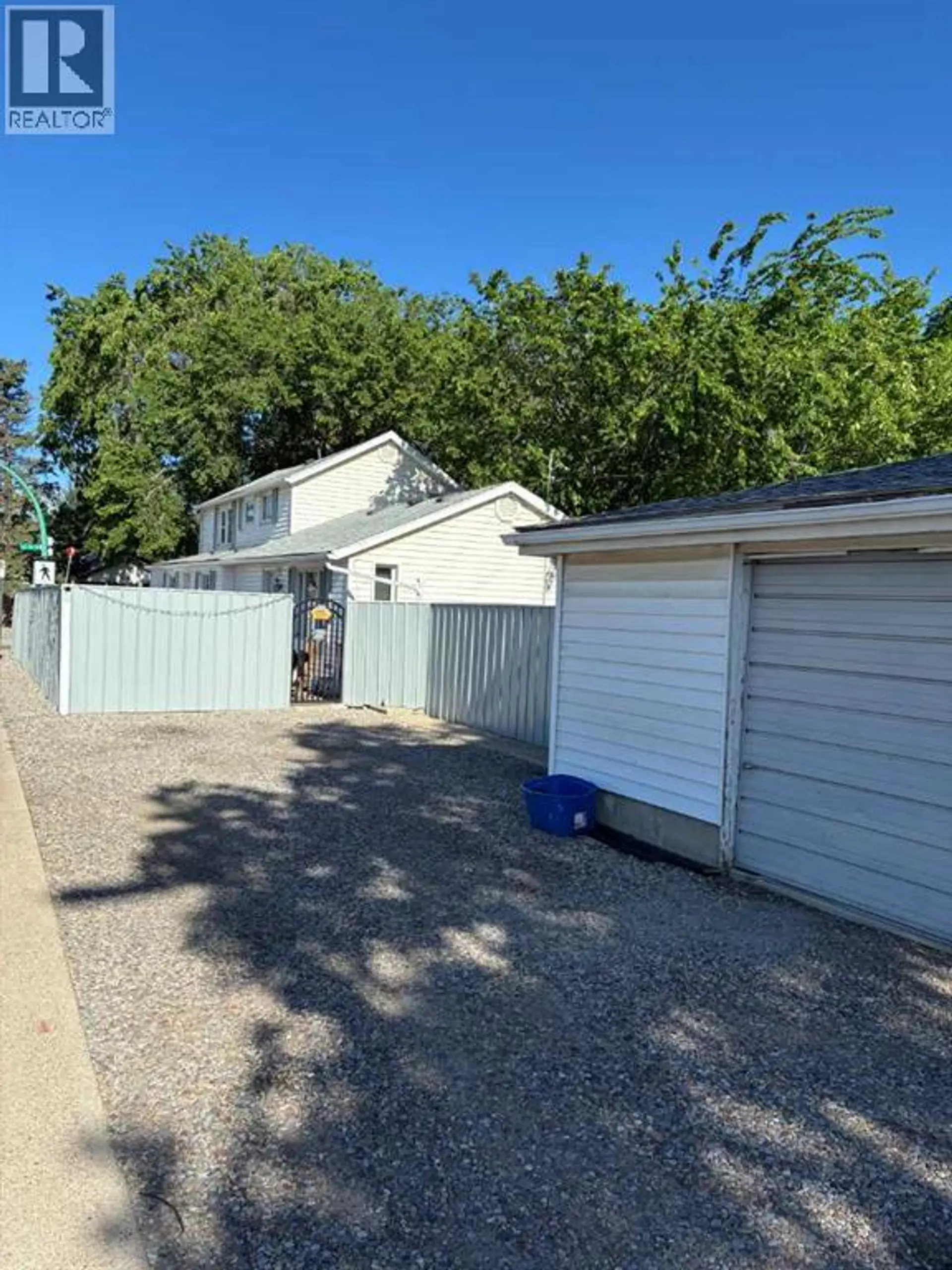 503 21 Street S - Image 2