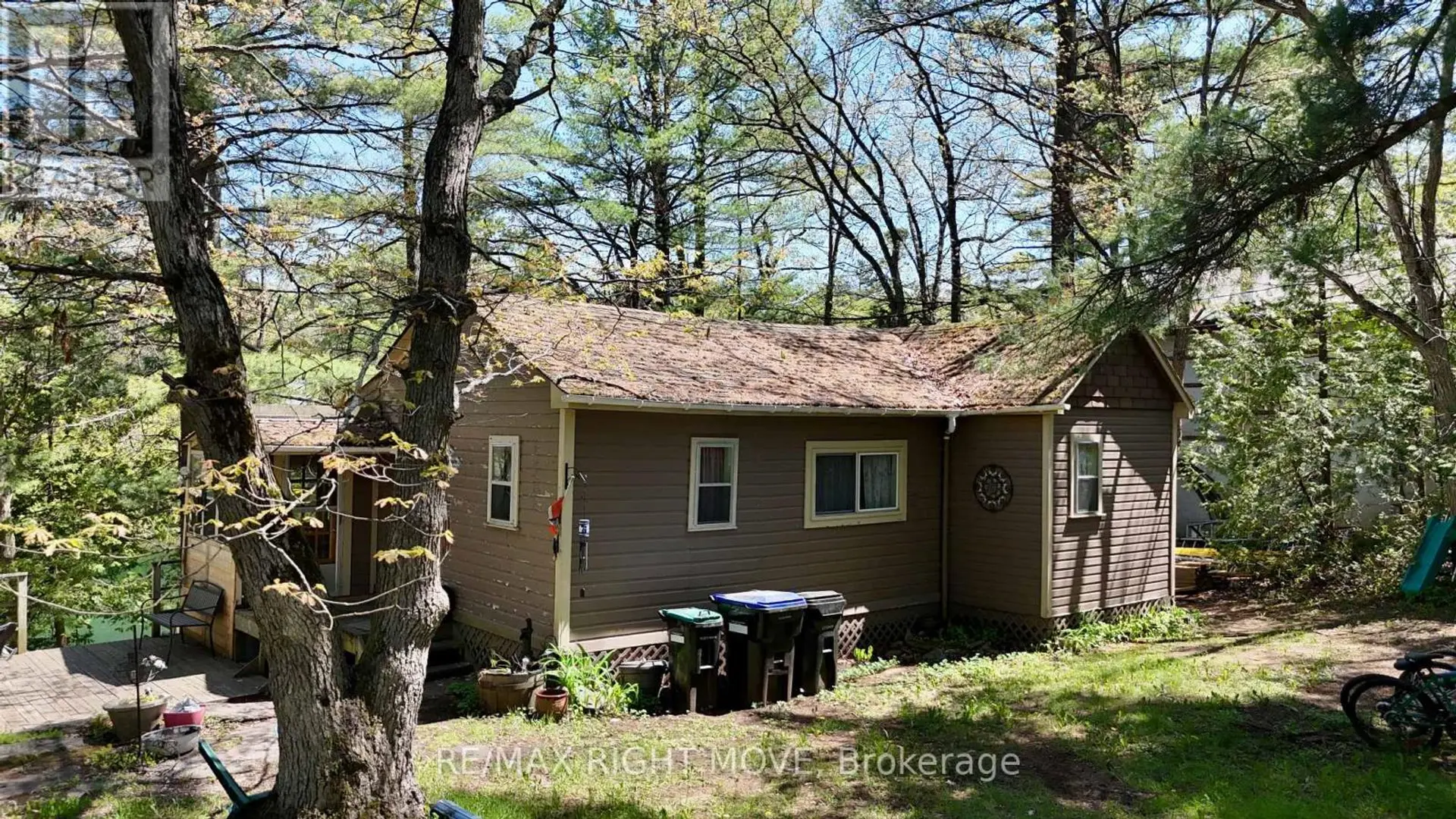 7785 OAKRIDGE DRIVE - Image 8