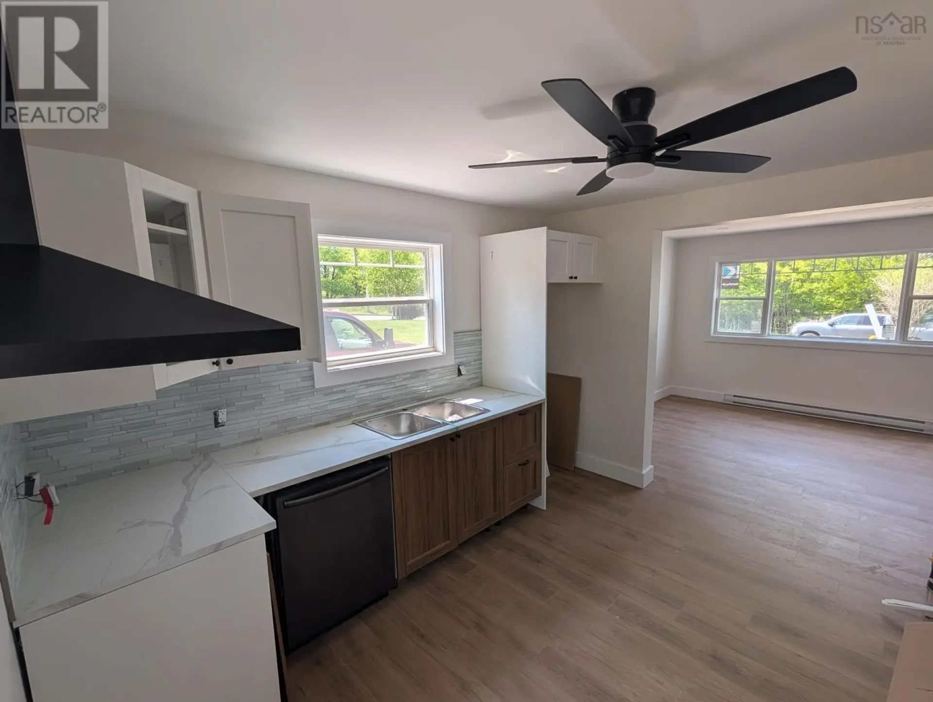 55 Archibald St - Image 5