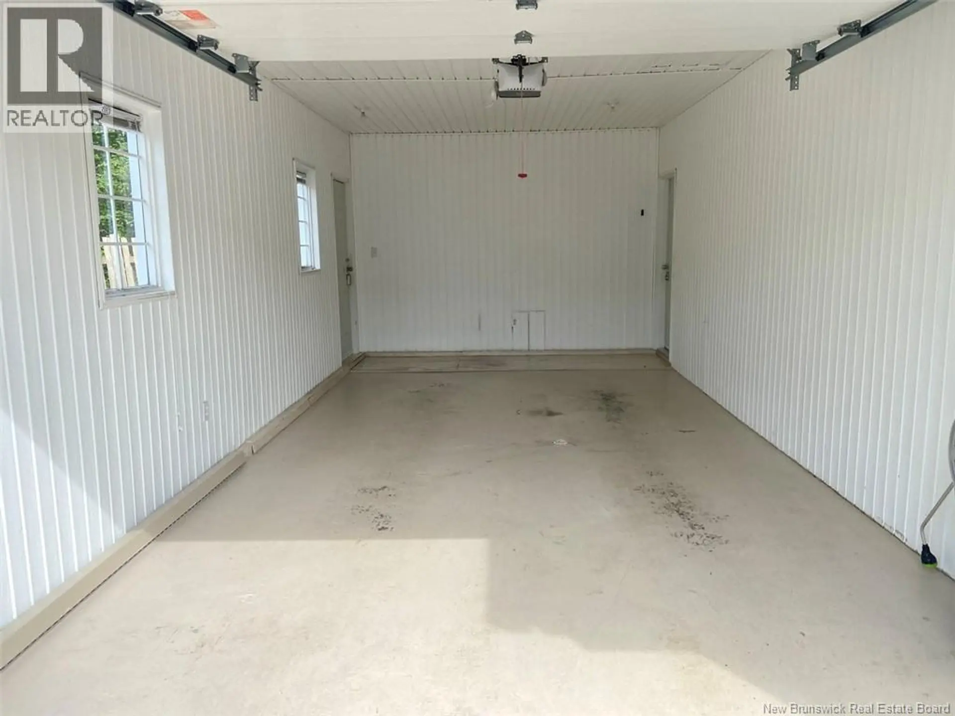 52 Raymond Street - Image 19