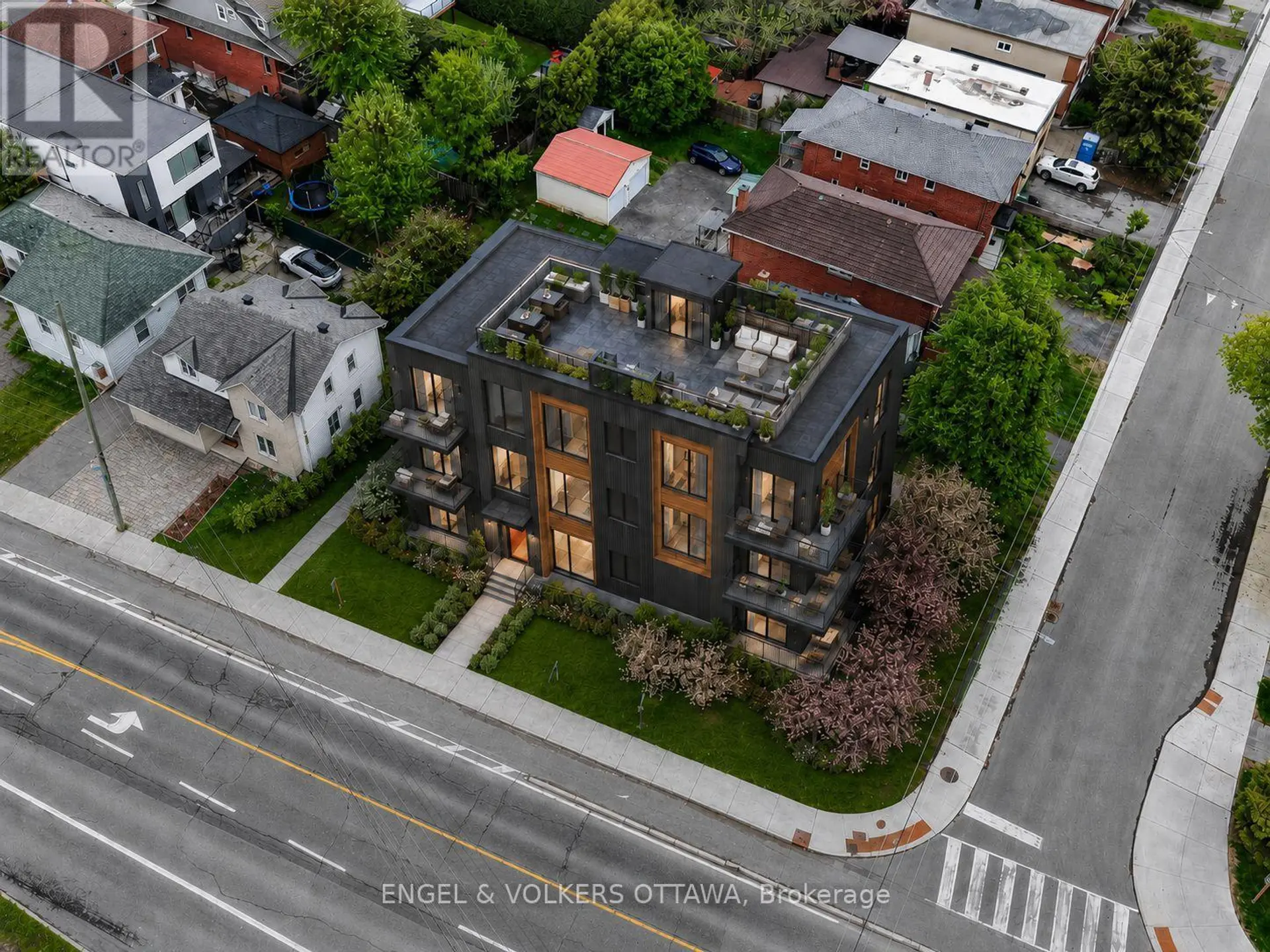 1 CAROLINE AVENUE - Image 3