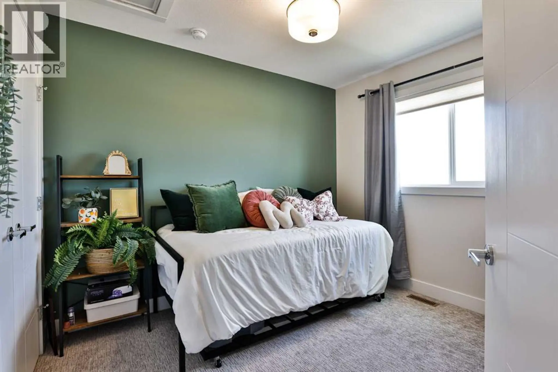 2729 47 Street S - Image 15
