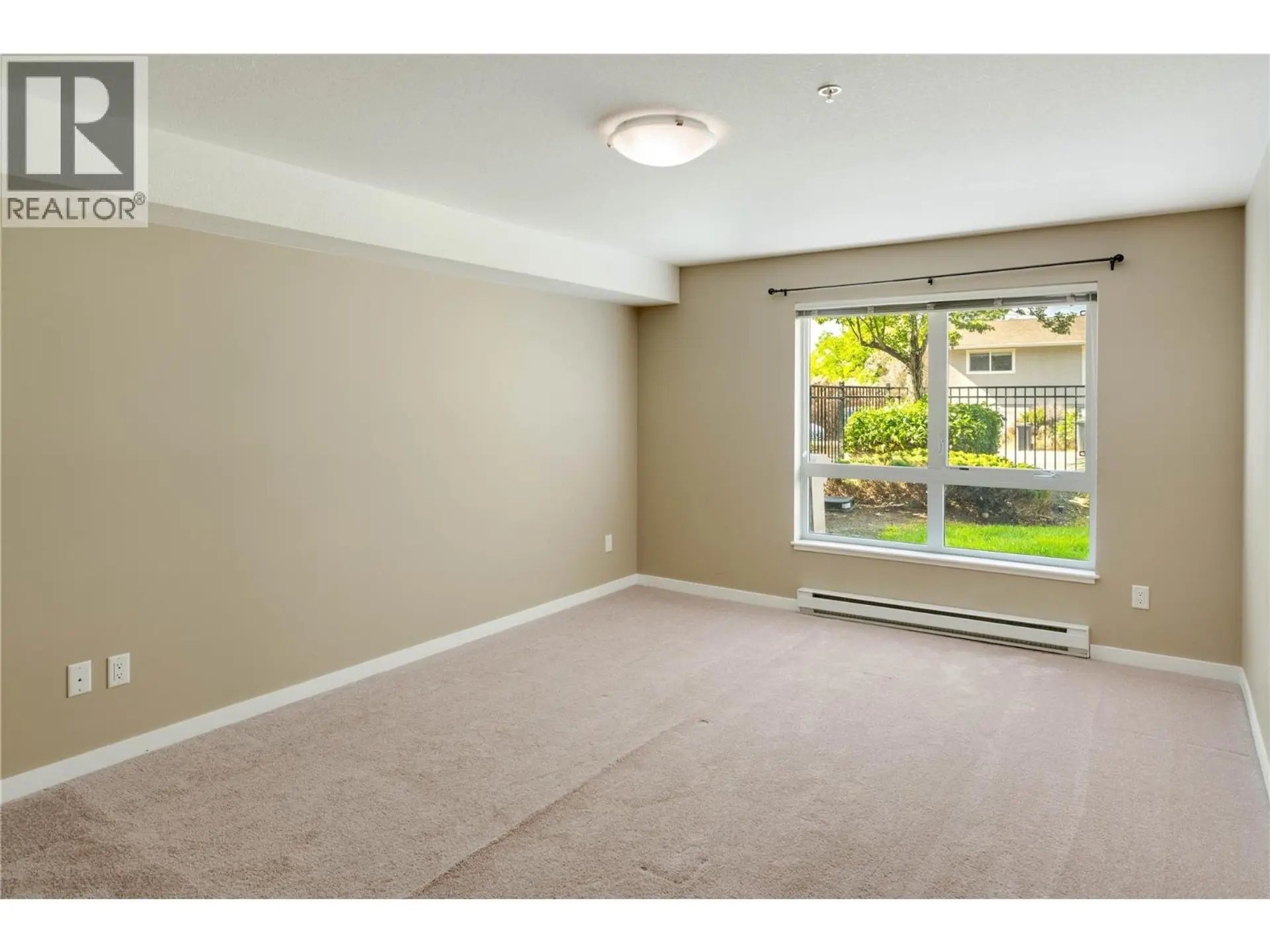 #1108 325 MCINTOSH Road - Image 11