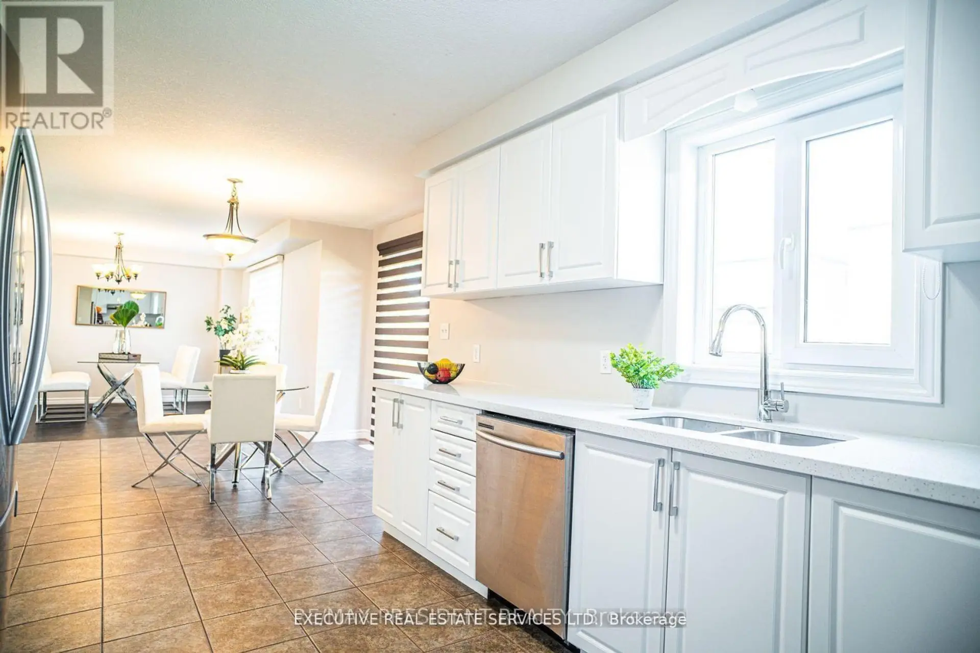700 SPITFIRE STREET - Image 11