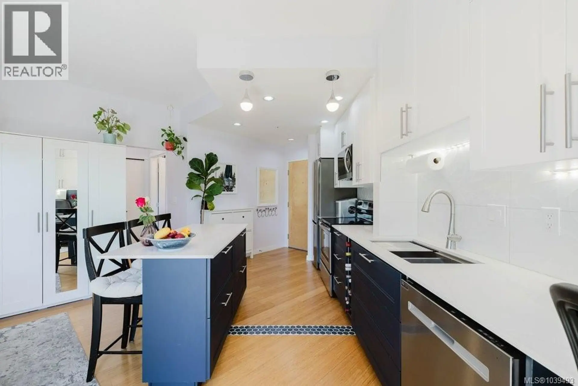 #311 611 Brookside Rd - Image 2