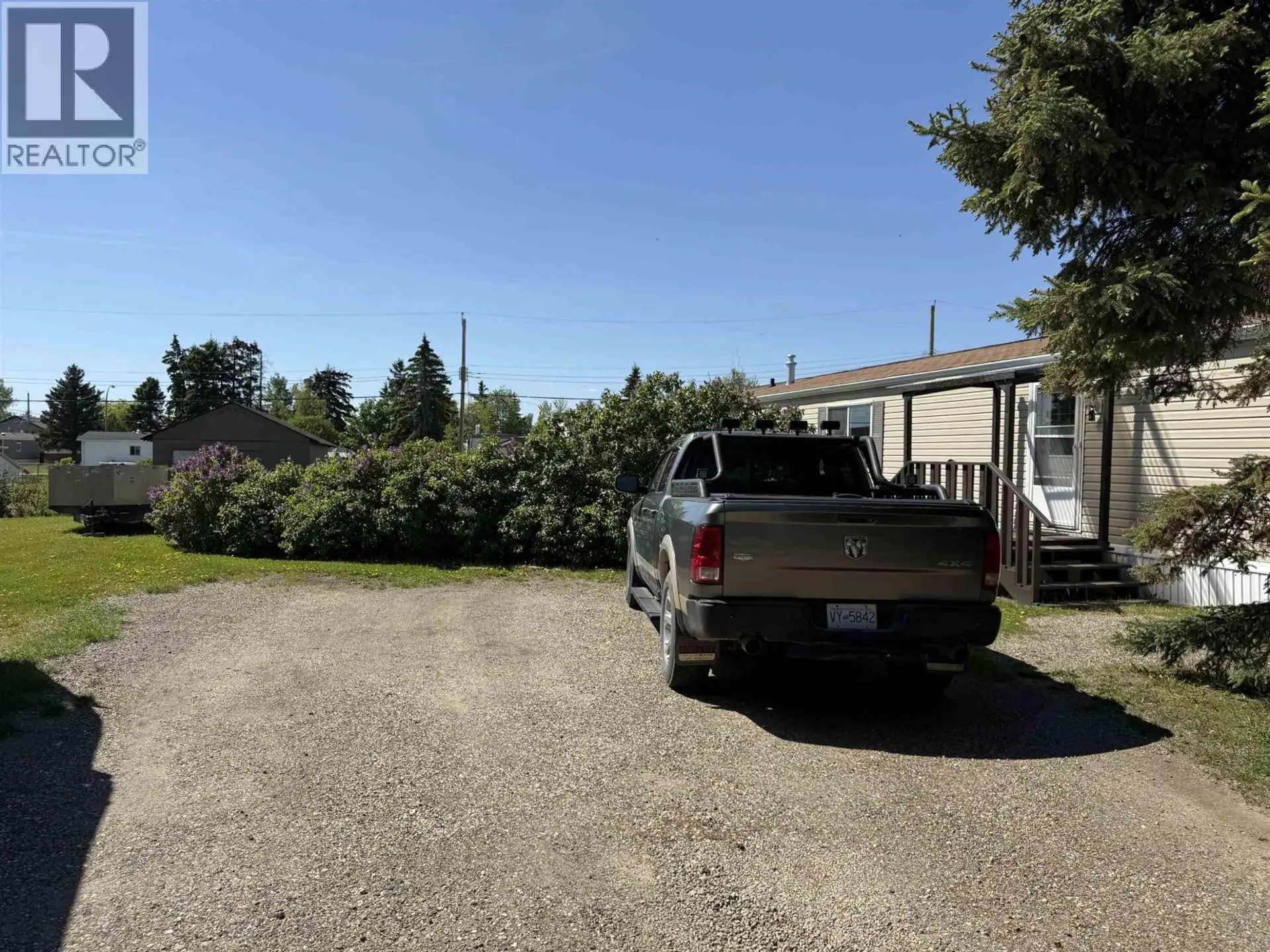 8920 75 STREET - Image 3