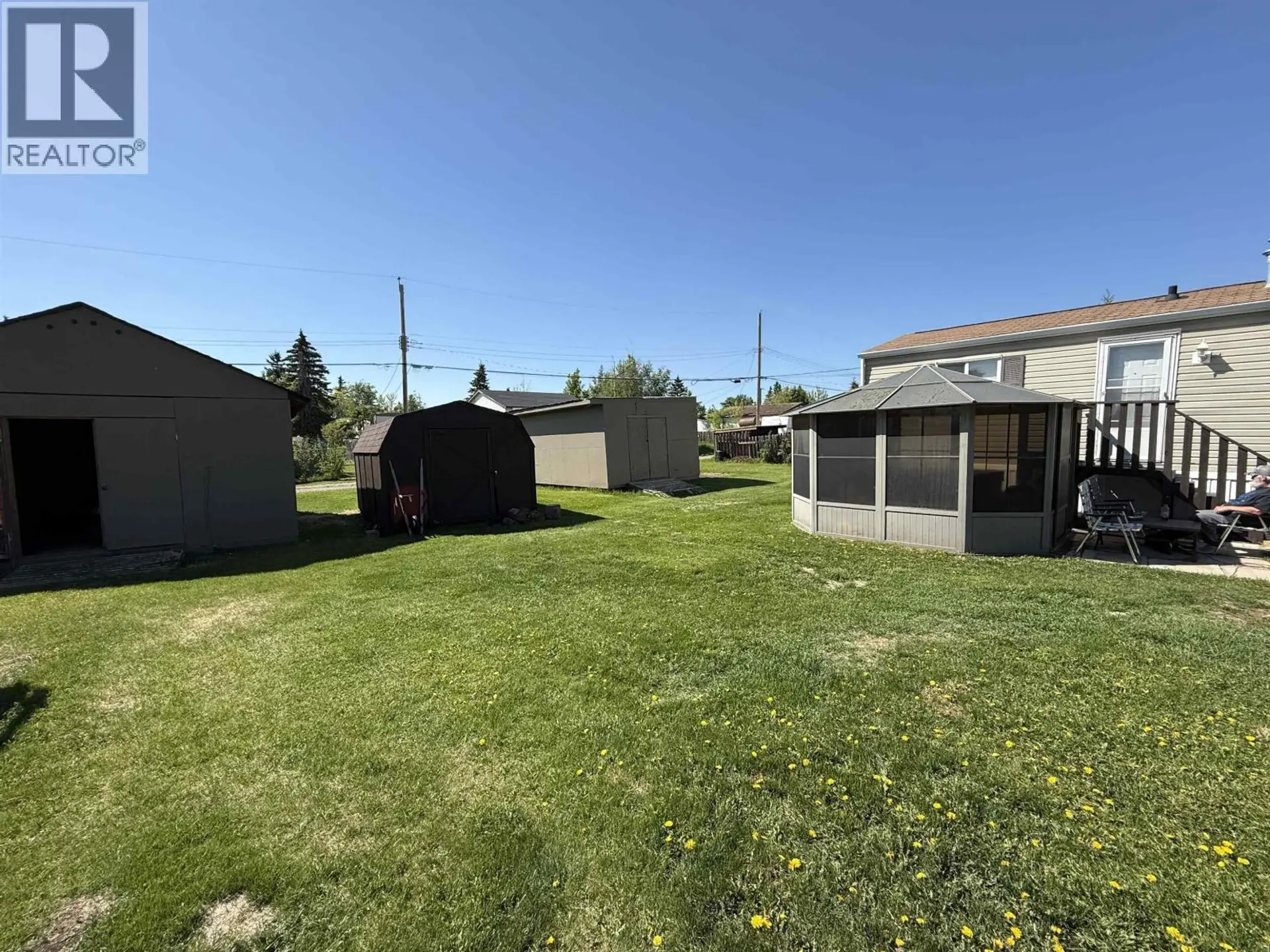 8920 75 STREET - Image 2