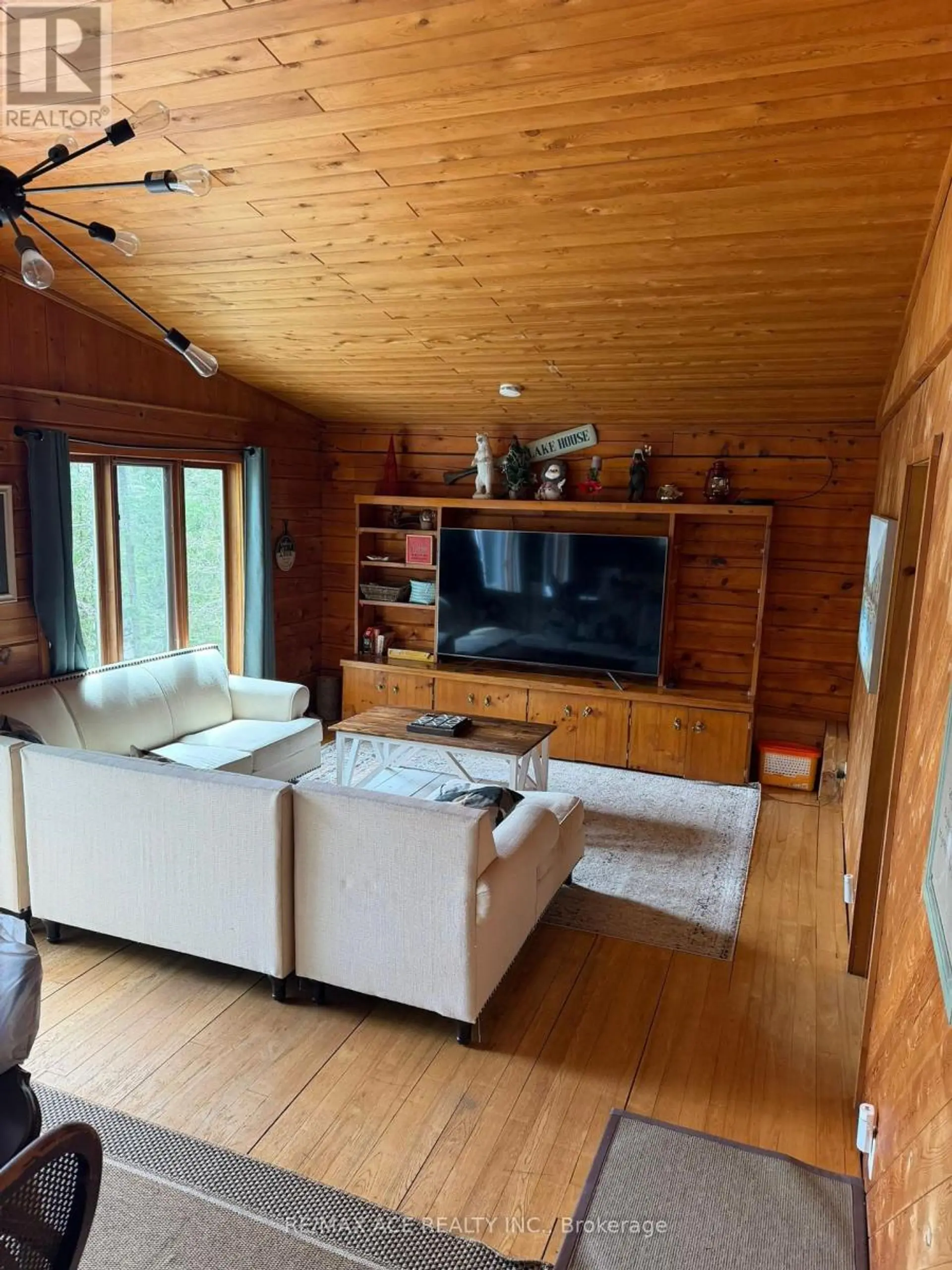 253 FARADALE DRIVE - Image 5