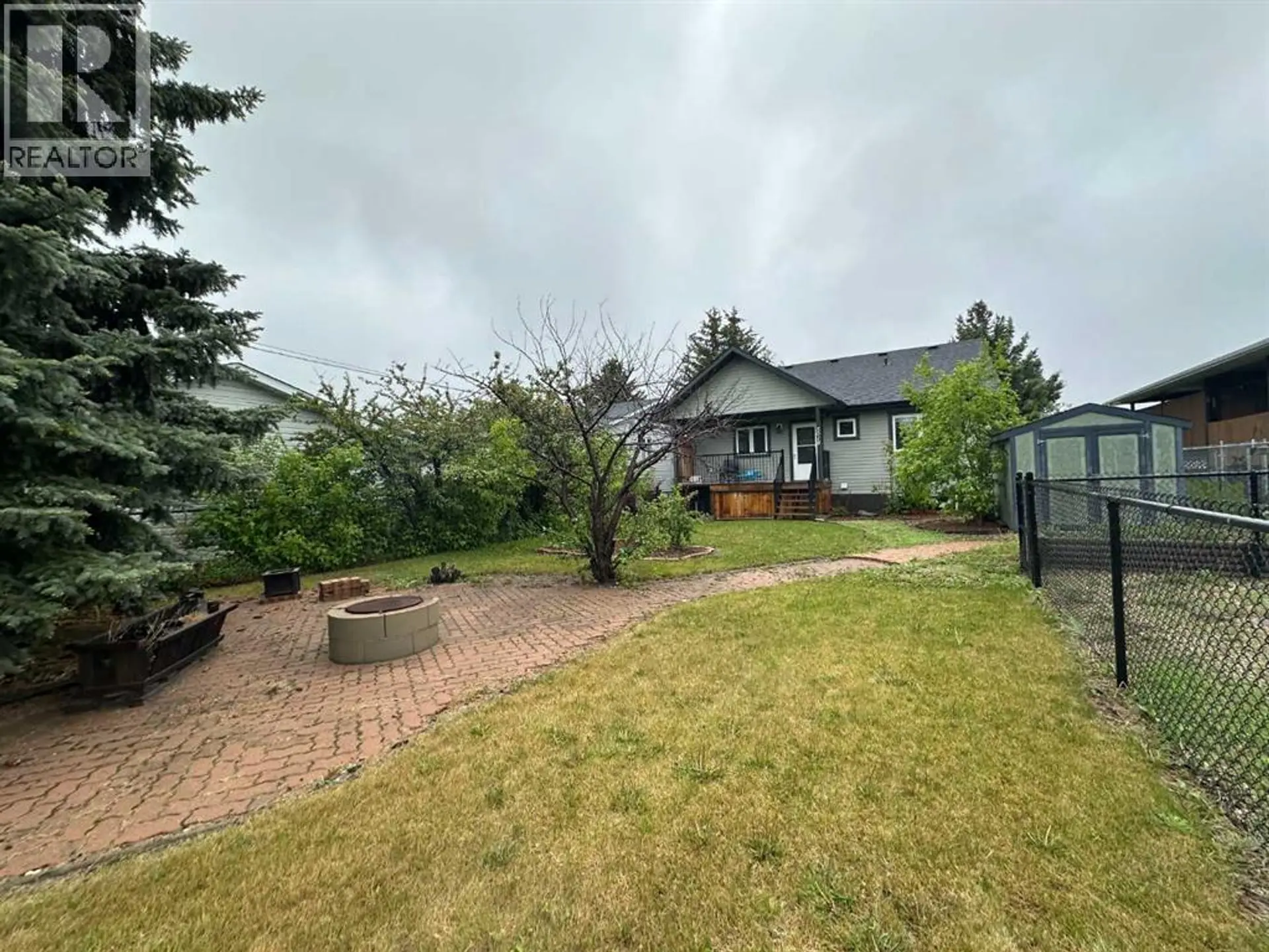 5018 61 AvenueClose - Image 4