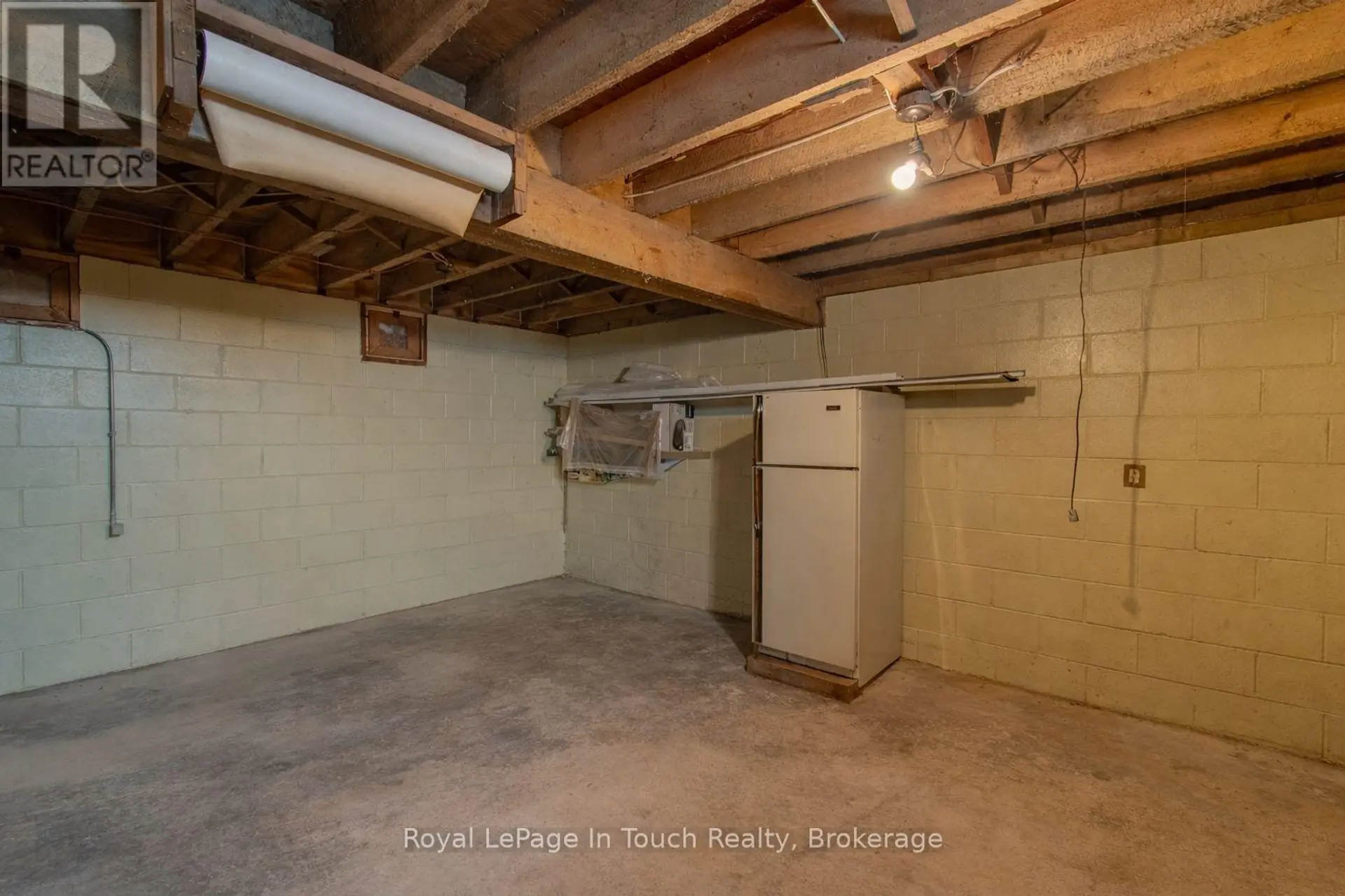 874 CEDAR POINT ROAD - Image 19