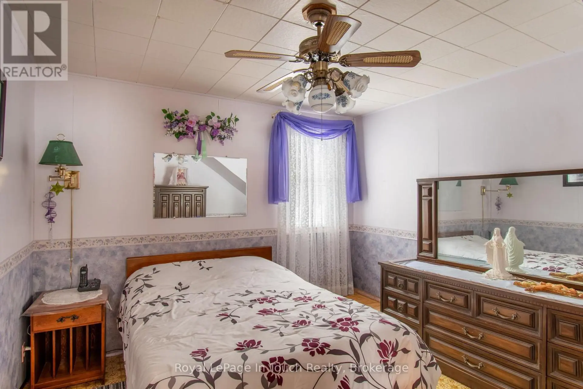 874 CEDAR POINT ROAD - Image 12