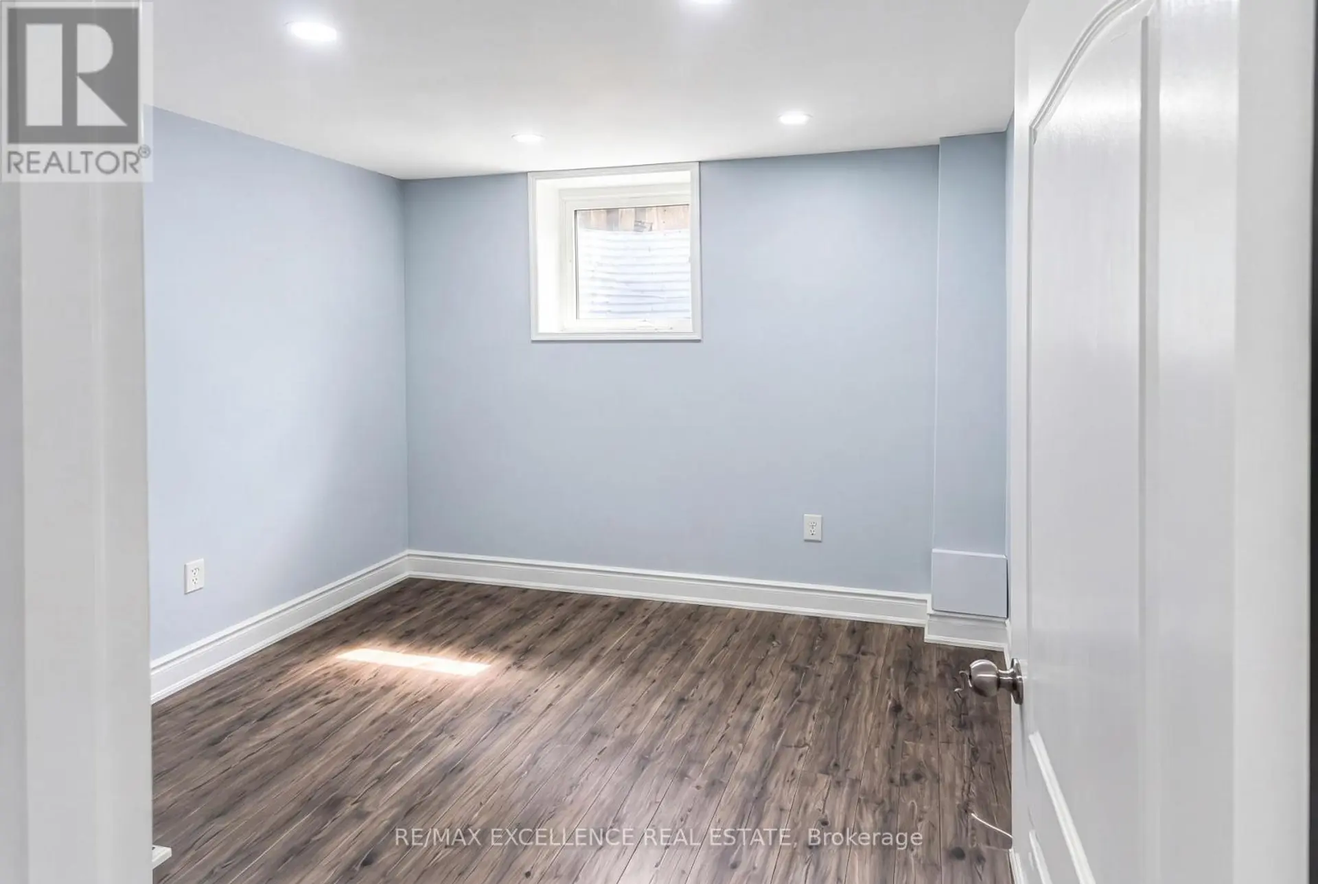 5 TULIP DRIVE - Image 15